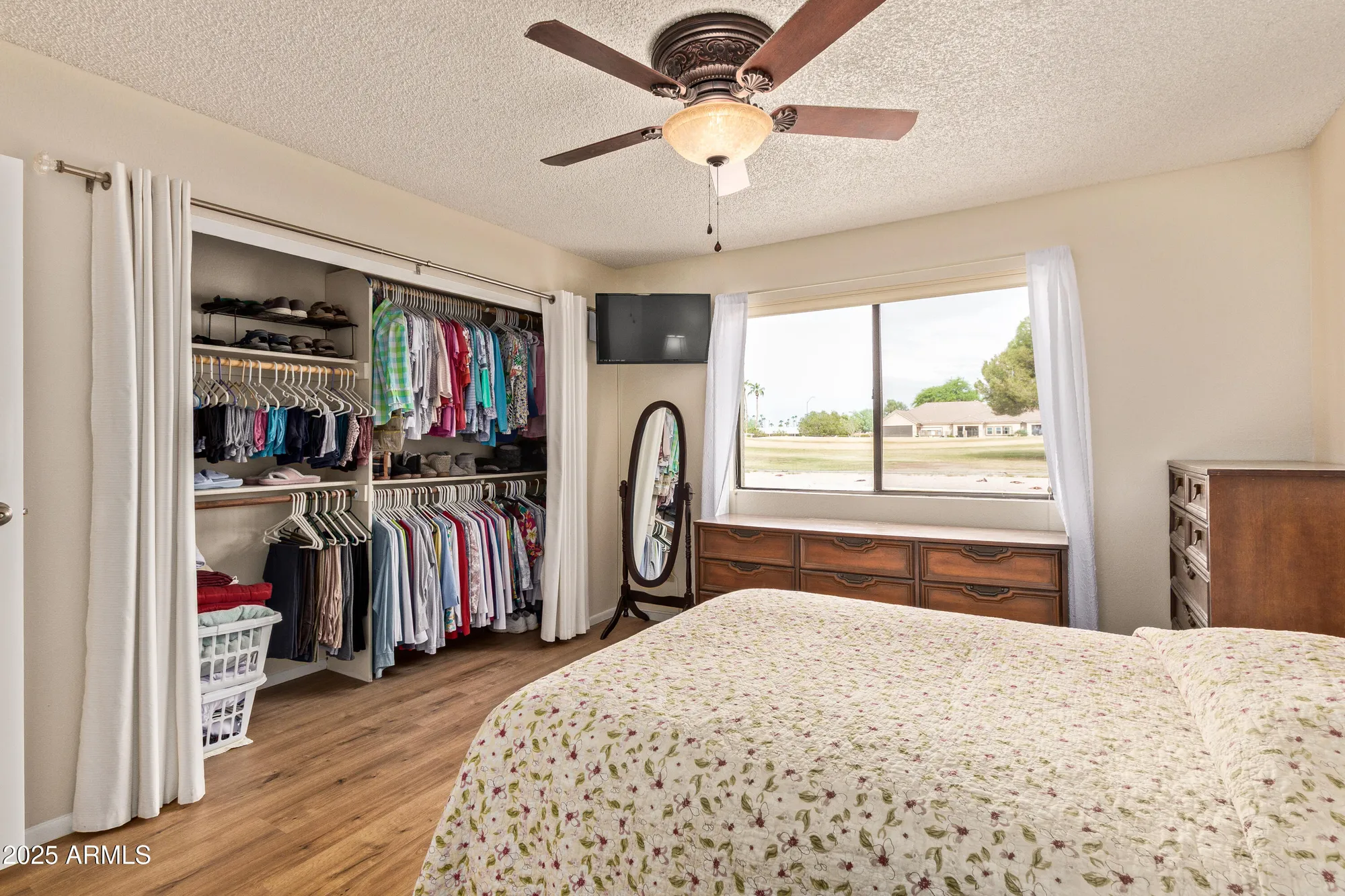 Property Slideshow image 14 of 24 | 7822 e park view dr, Mesa, AZ, 85208