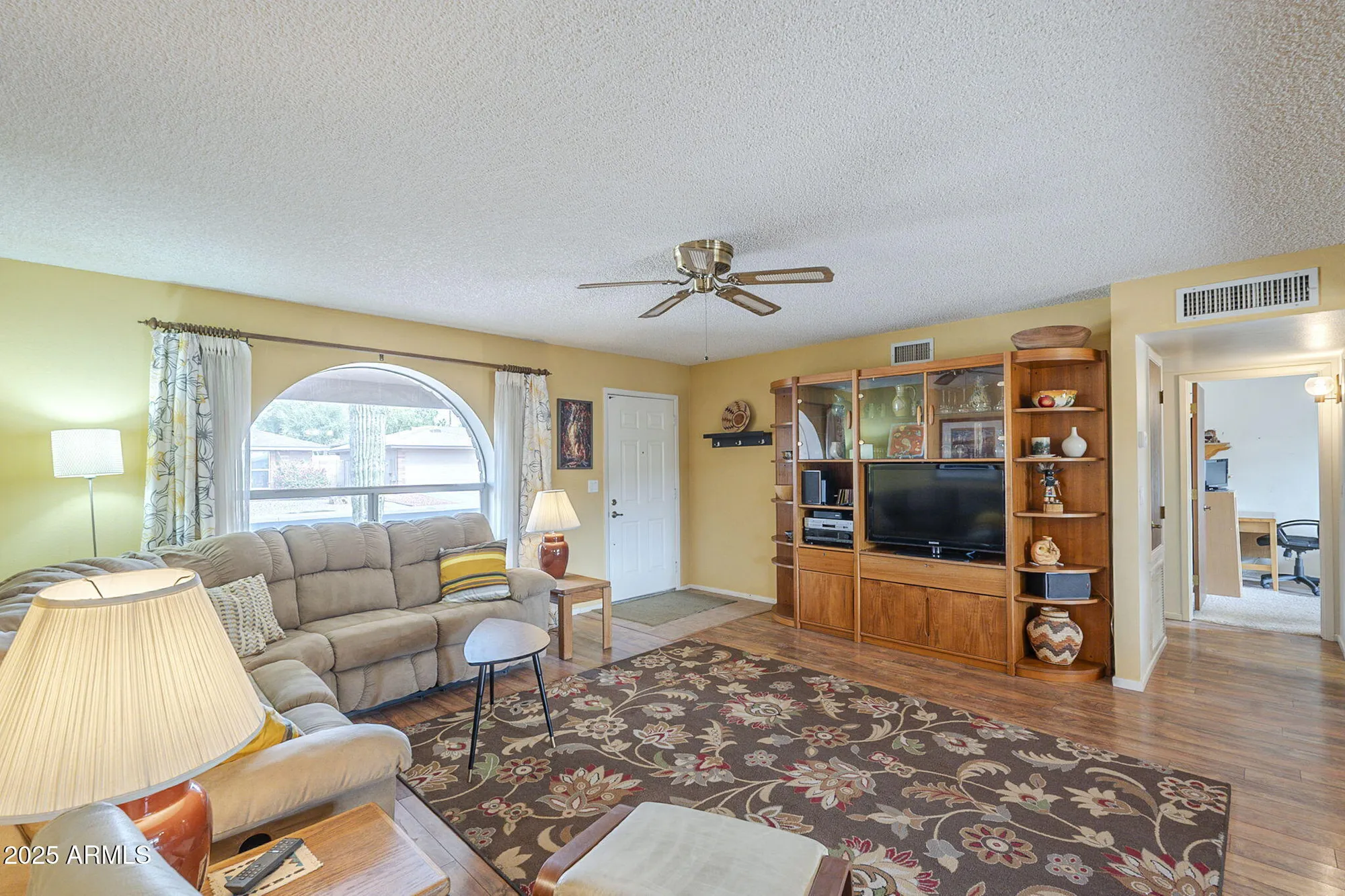 Property Slideshow image 8 of 28 | 8247 e kilarea ave, Mesa, AZ, 85209