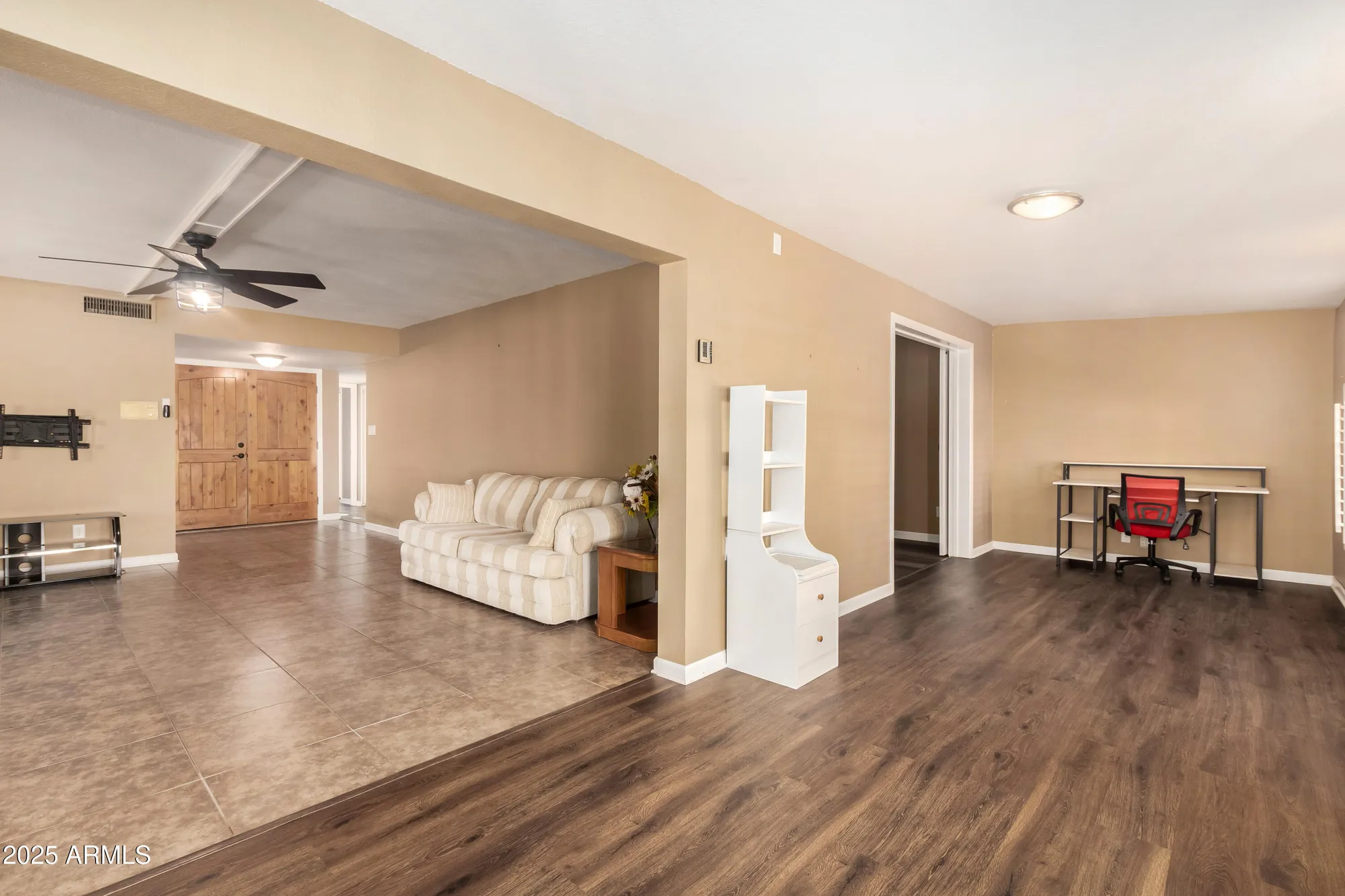 Property Slideshow image 9 of 28 | 9502 e lawndale pl, Sun Lakes, AZ, 85248