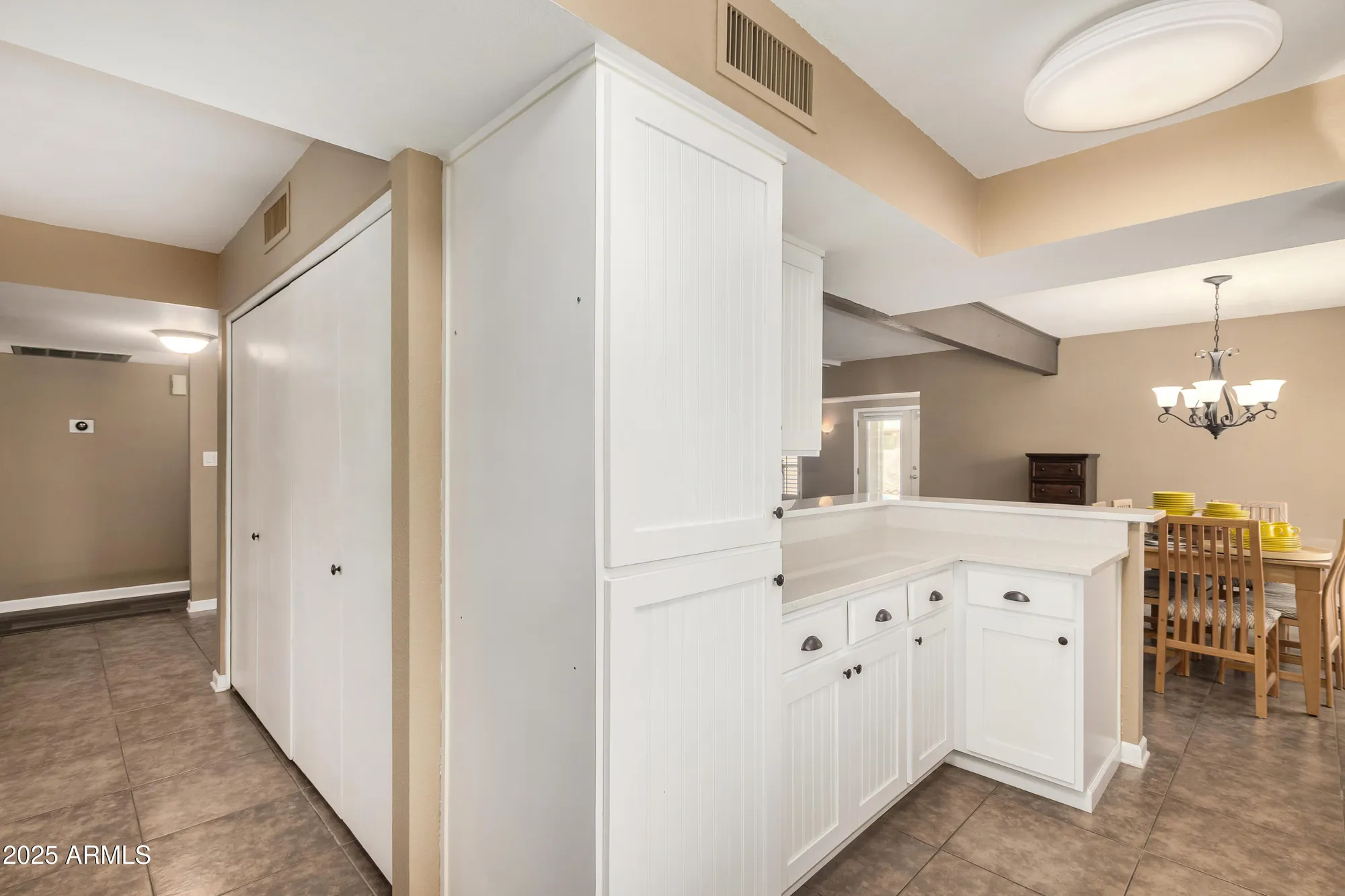 Property Slideshow image 12 of 28 | 9502 e lawndale pl, Sun Lakes, AZ, 85248