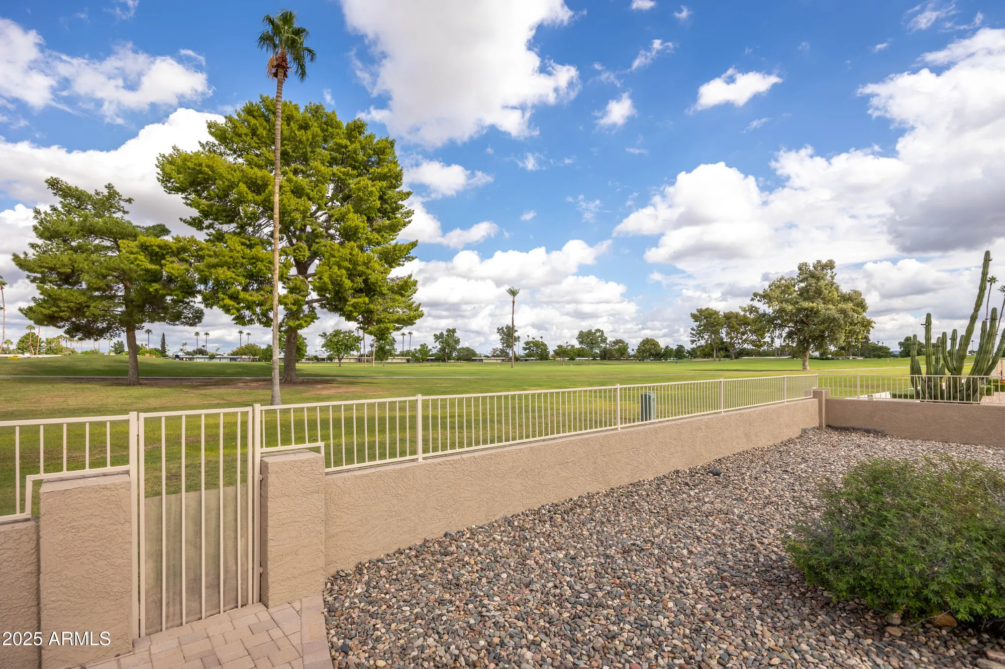 Property Slideshow image 12 of 30 | 10650 w brookside dr, Sun City, AZ, 85351