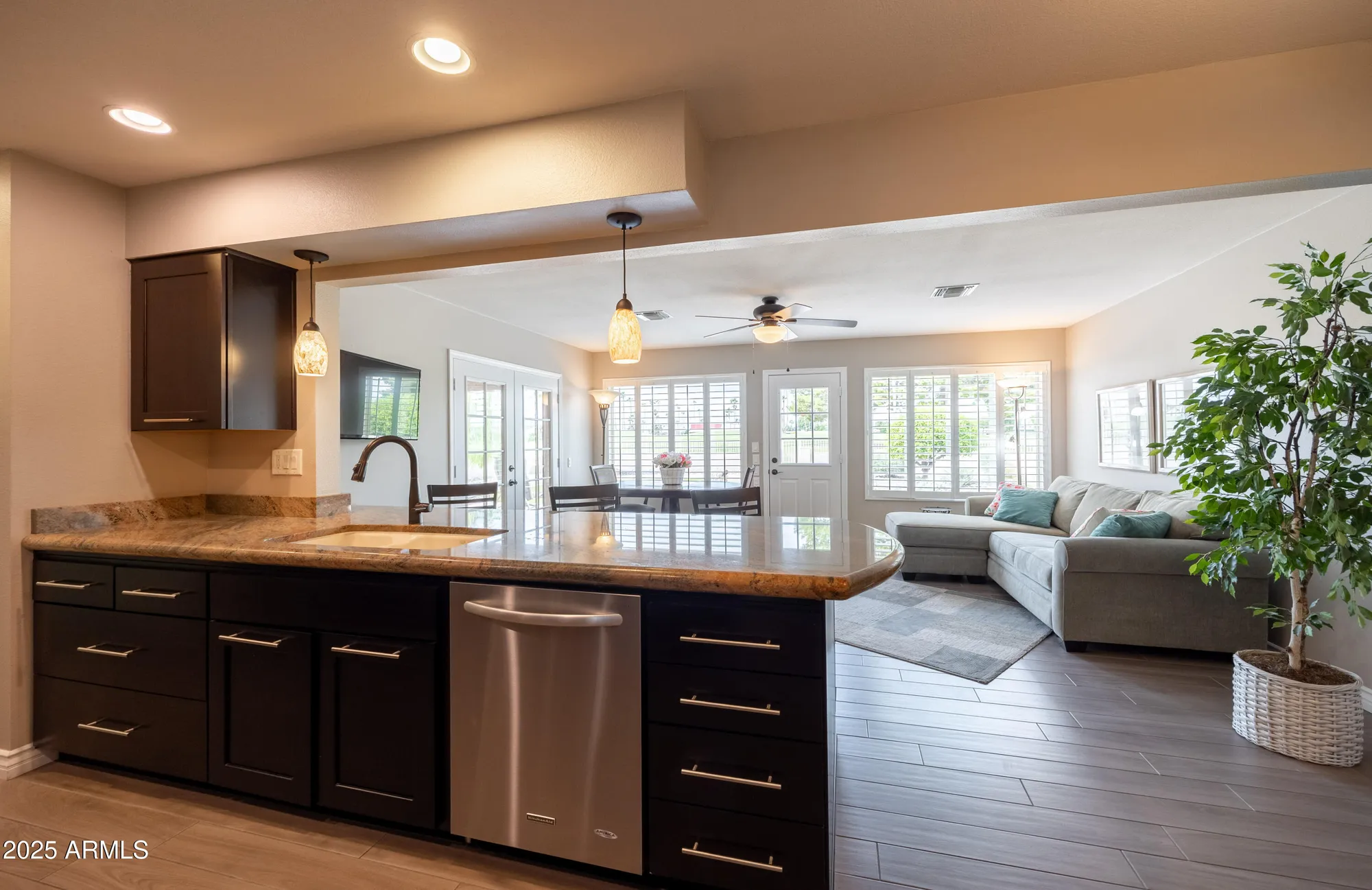 Property Slideshow image 6 of 30 | 10650 w brookside dr, Sun City, AZ, 85351