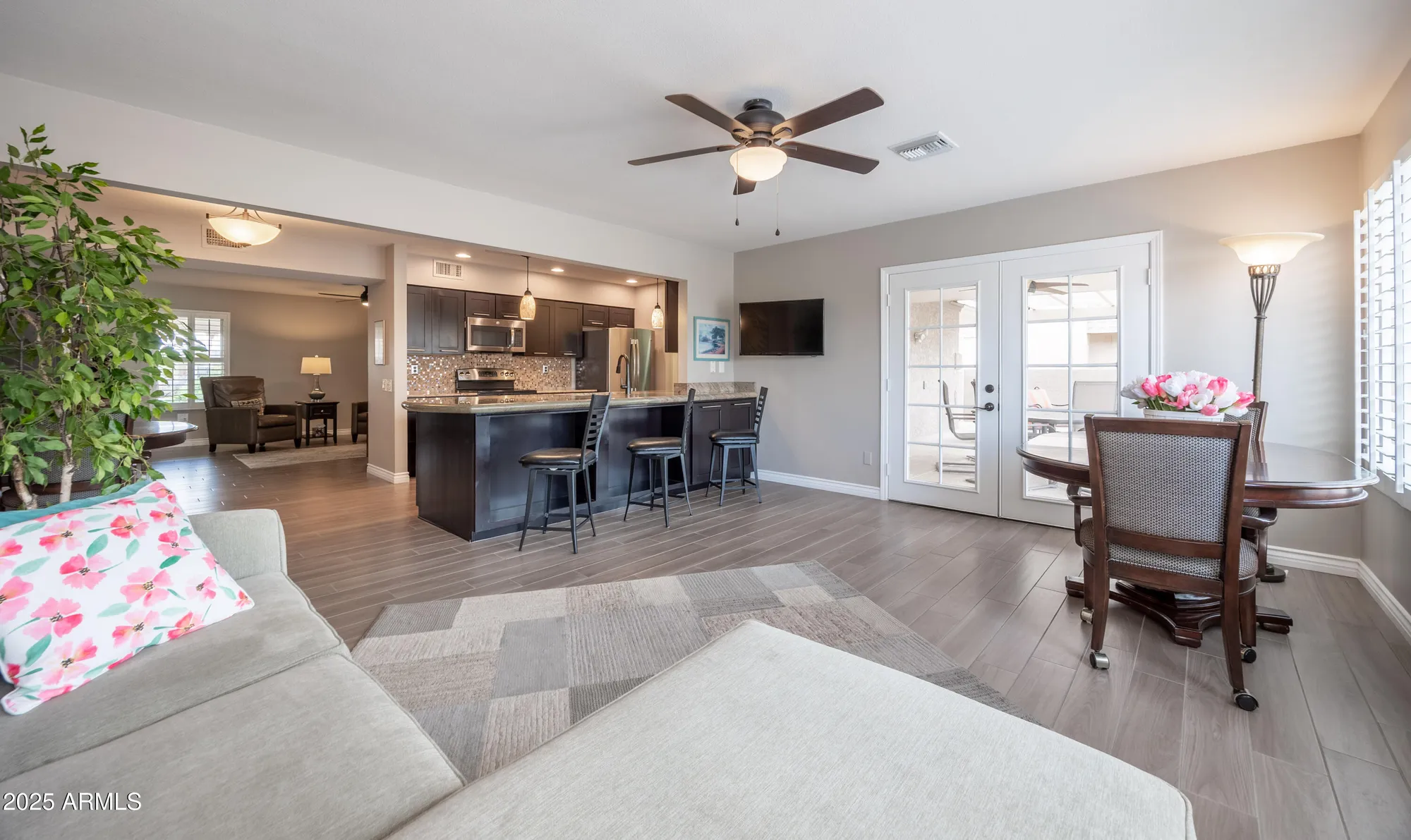 Property Slideshow image 7 of 30 | 10650 w brookside dr, Sun City, AZ, 85351