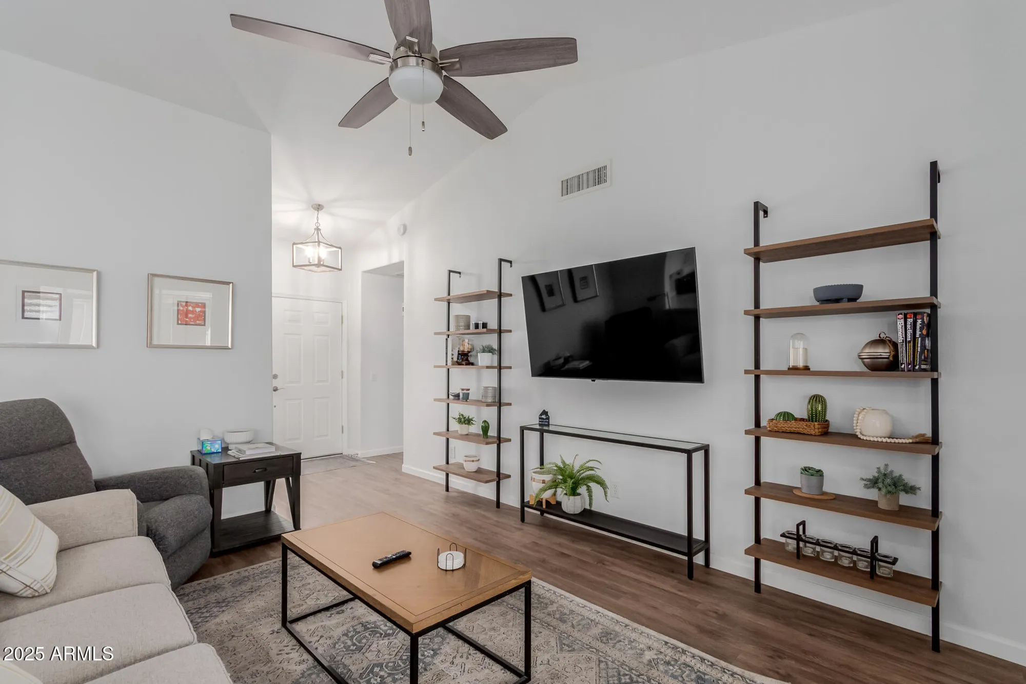 Property Slideshow image 5 of 24 | 1880 e winged foot dr, Chandler, AZ, 85249