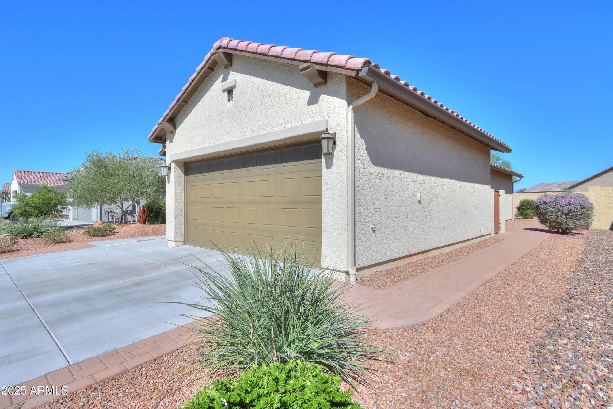 Property Slideshow image 4 of 42 | 4548 w loma verde ave, Eloy, AZ, 85131