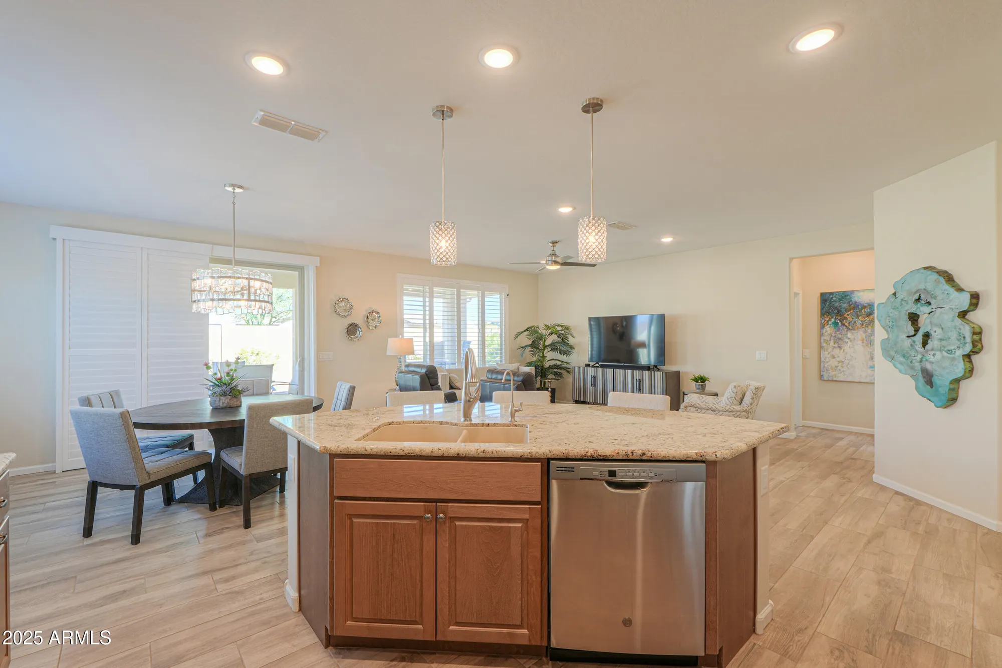 Property Slideshow image 13 of 42 | 4548 w loma verde ave, Eloy, AZ, 85131