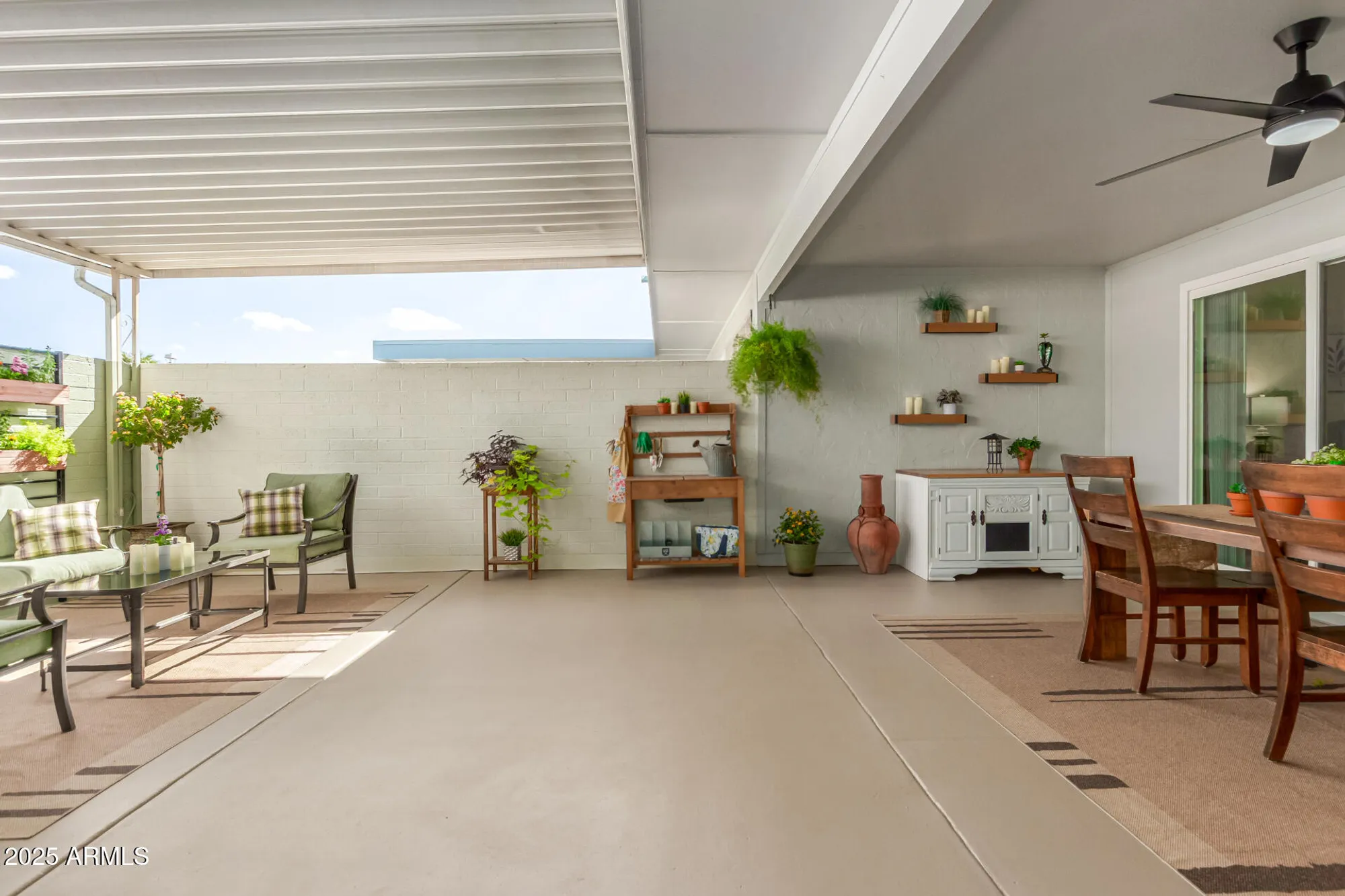 Property Slideshow image 23 of 31 | 13605 n del webb blvd, Sun City, AZ, 85351