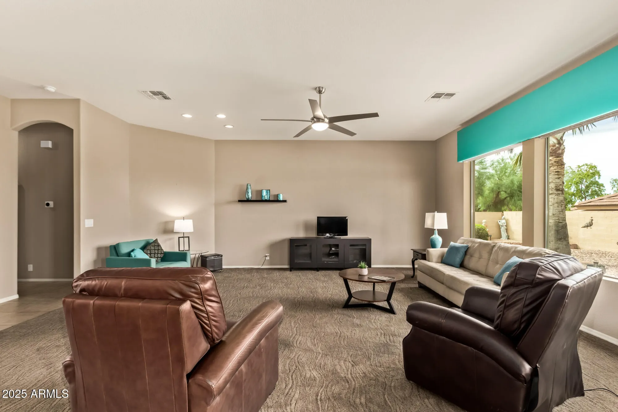Property Slideshow image 8 of 47 | 2740 s teakwood cir, Mesa, AZ, 85209