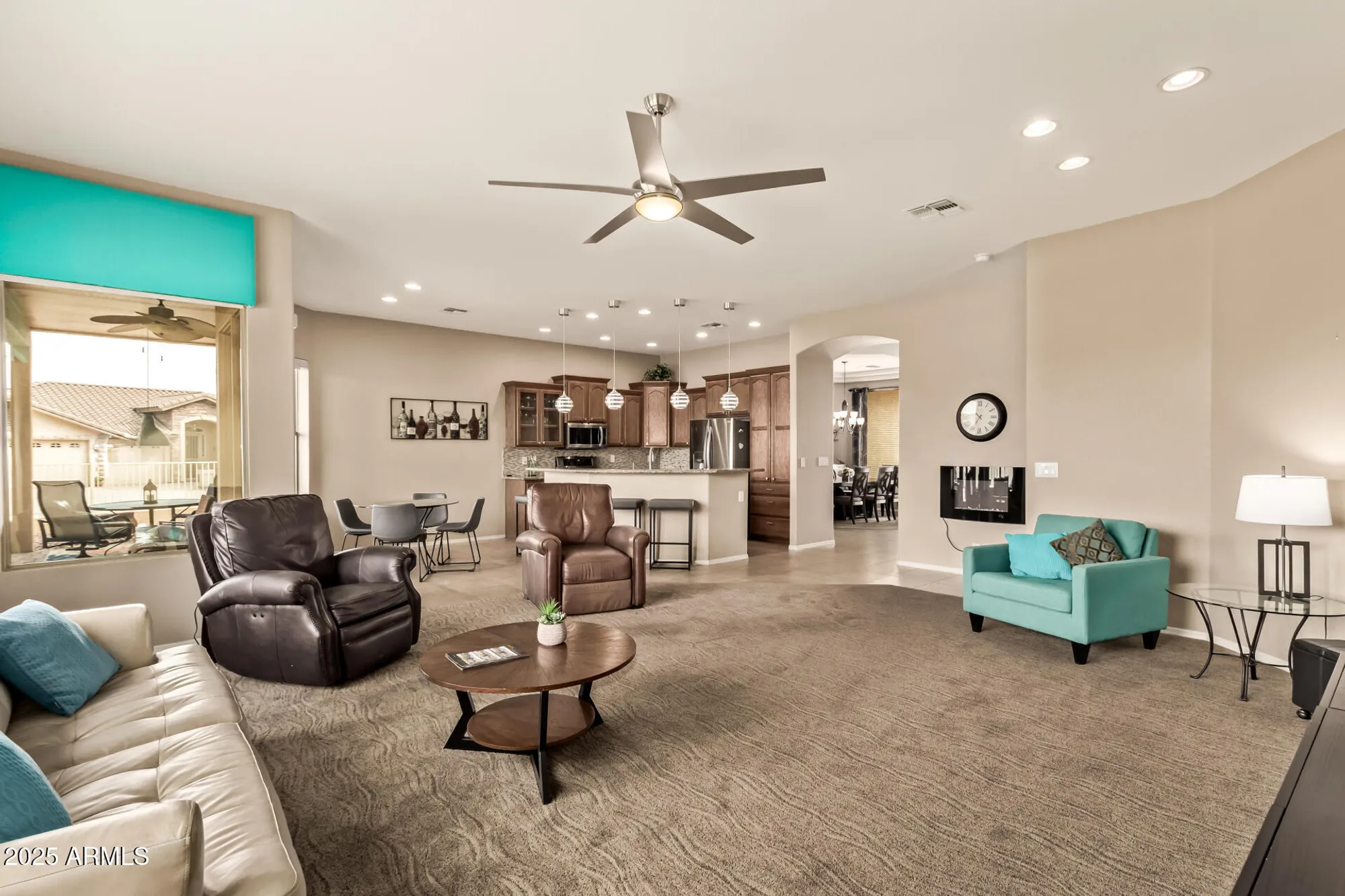 Property Slideshow image 9 of 47 | 2740 s teakwood cir, Mesa, AZ, 85209