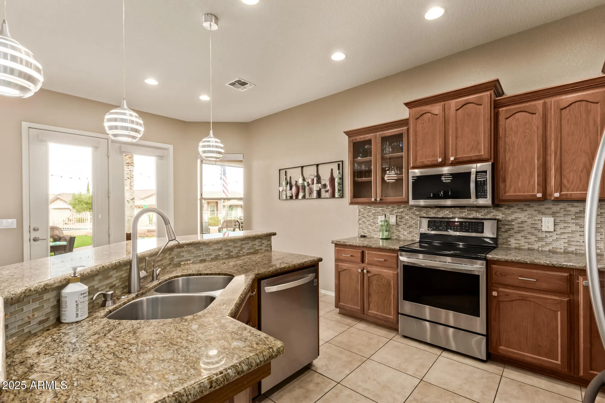 Property Slideshow image 18 of 47 | 2740 s teakwood cir, Mesa, AZ, 85209