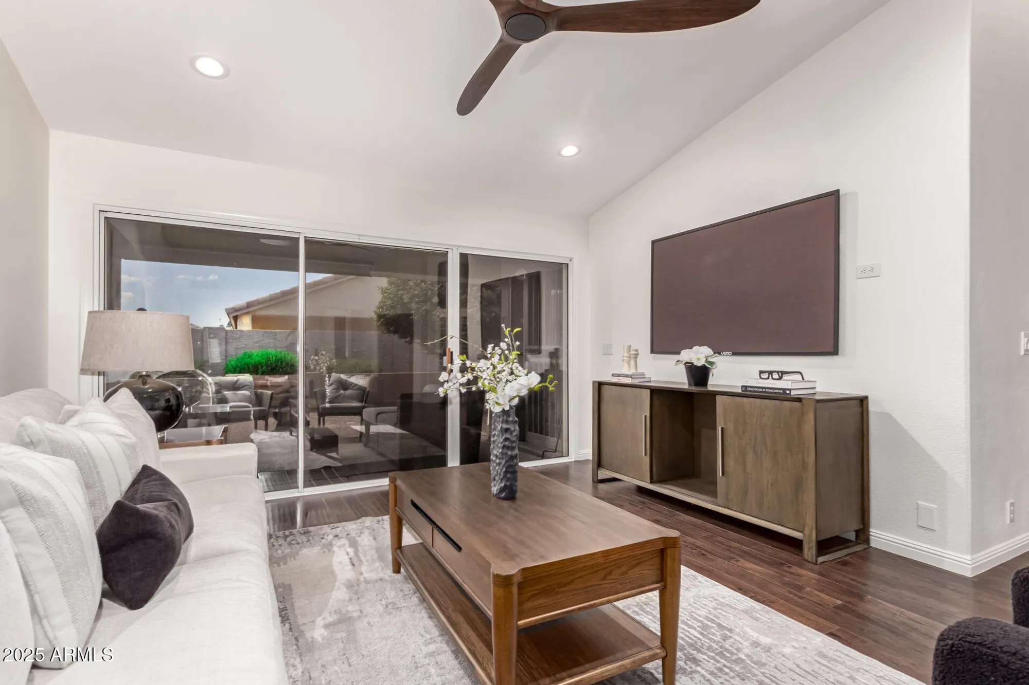 Property Slideshow image 8 of 37 | 19812 n 90th dr, Peoria, AZ, 85382