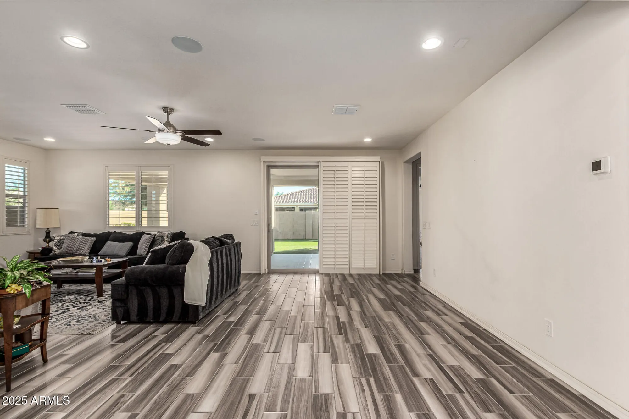 Property Slideshow image 10 of 37 | 10311 e trent ave, Mesa, AZ, 85212