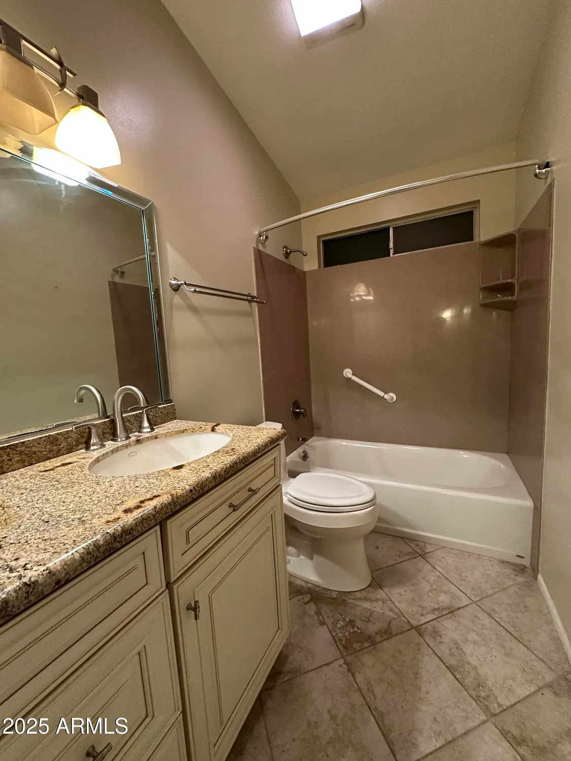 Property Slideshow image 19 of 34 | 10847 n fairway ct 211, Sun City, AZ, 85351