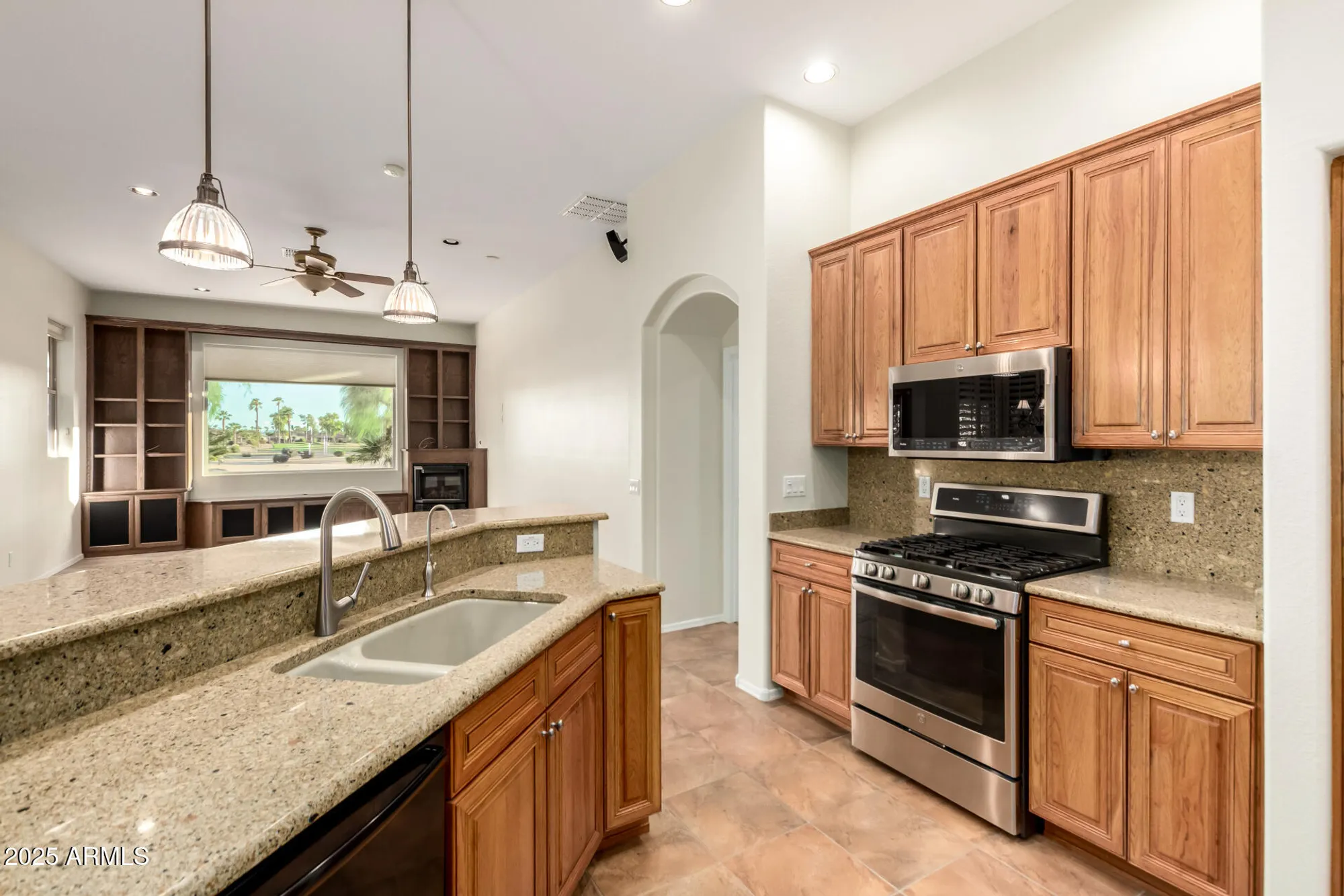 Property Slideshow image 24 of 66 | 16081 w piccadilly rd, Goodyear, AZ, 85395