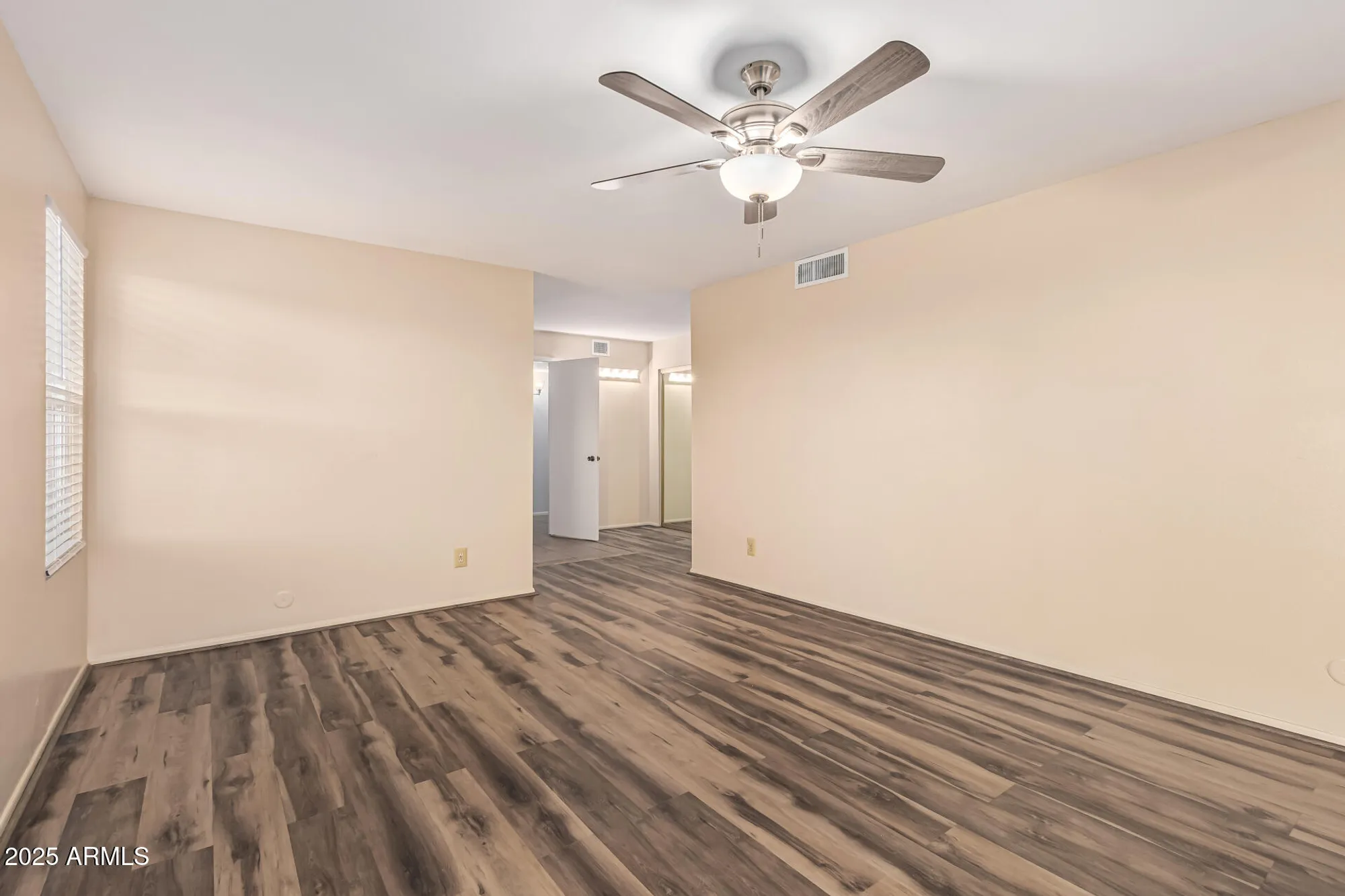 Property Slideshow image 14 of 44 | 11451 s mohave st, Phoenix, AZ, 85044