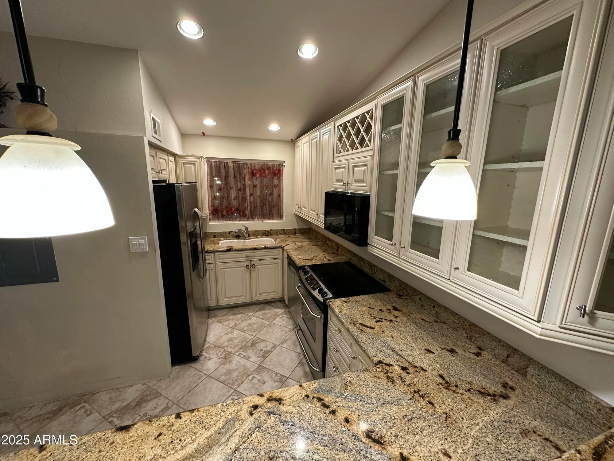 Property Slideshow image 6 of 34 | 10847 n fairway ct 211, Sun City, AZ, 85351