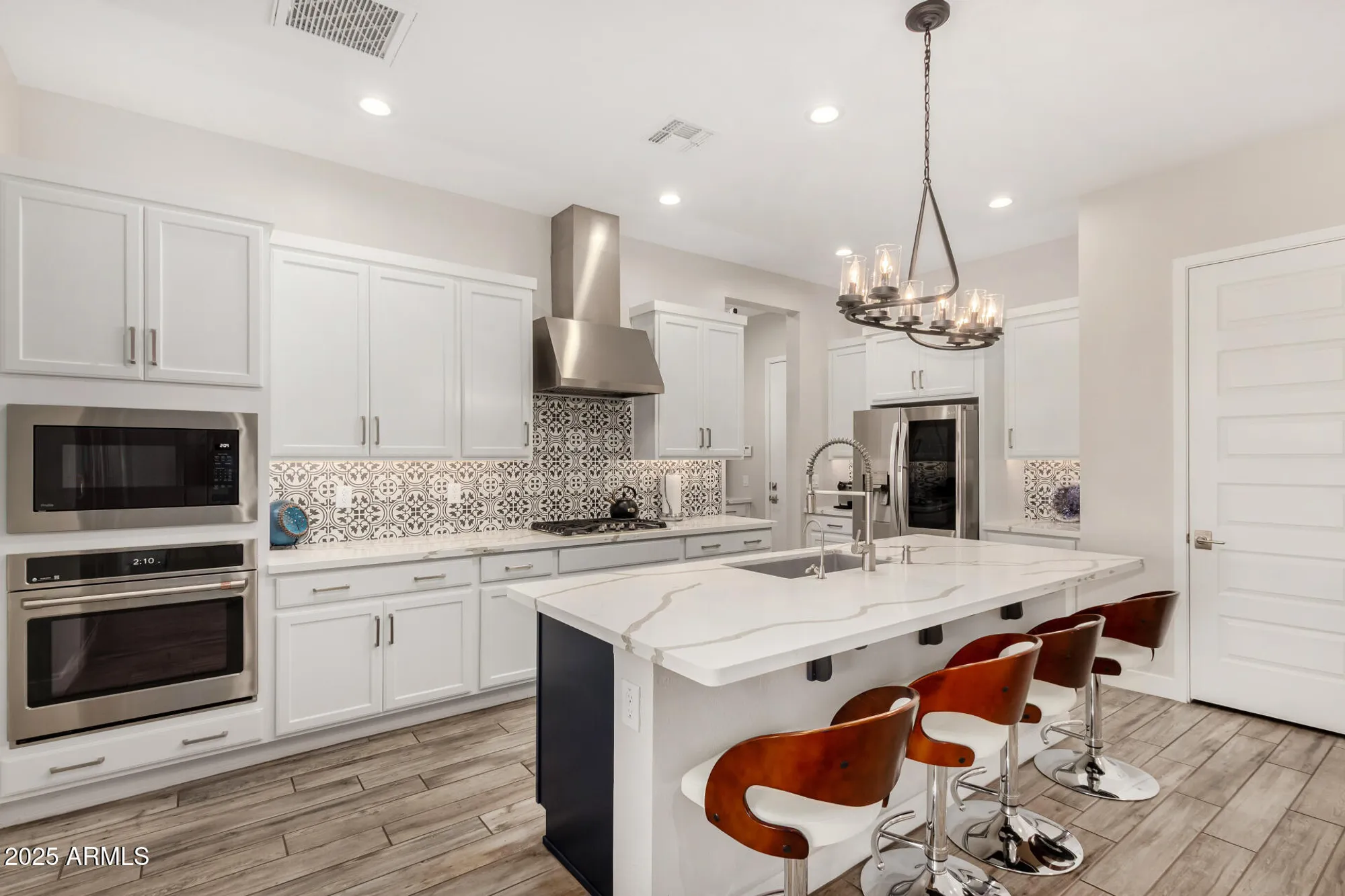 Property Slideshow image 16 of 48 | 17904 w amberwood dr, Goodyear, AZ, 85338