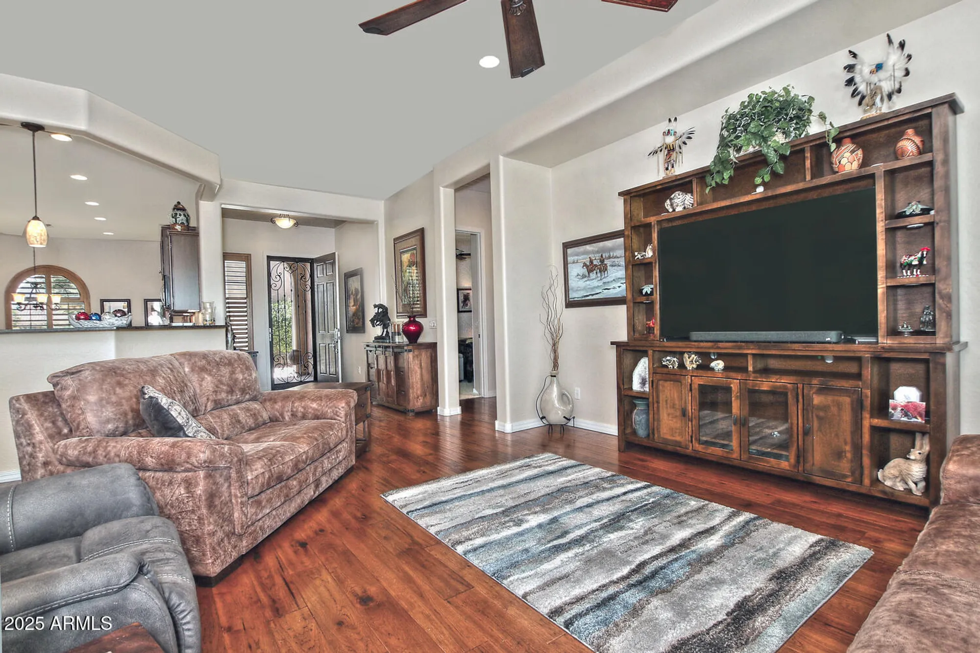 Property Slideshow image 14 of 71 | 3573 n presidential dr, Florence, AZ, 85132
