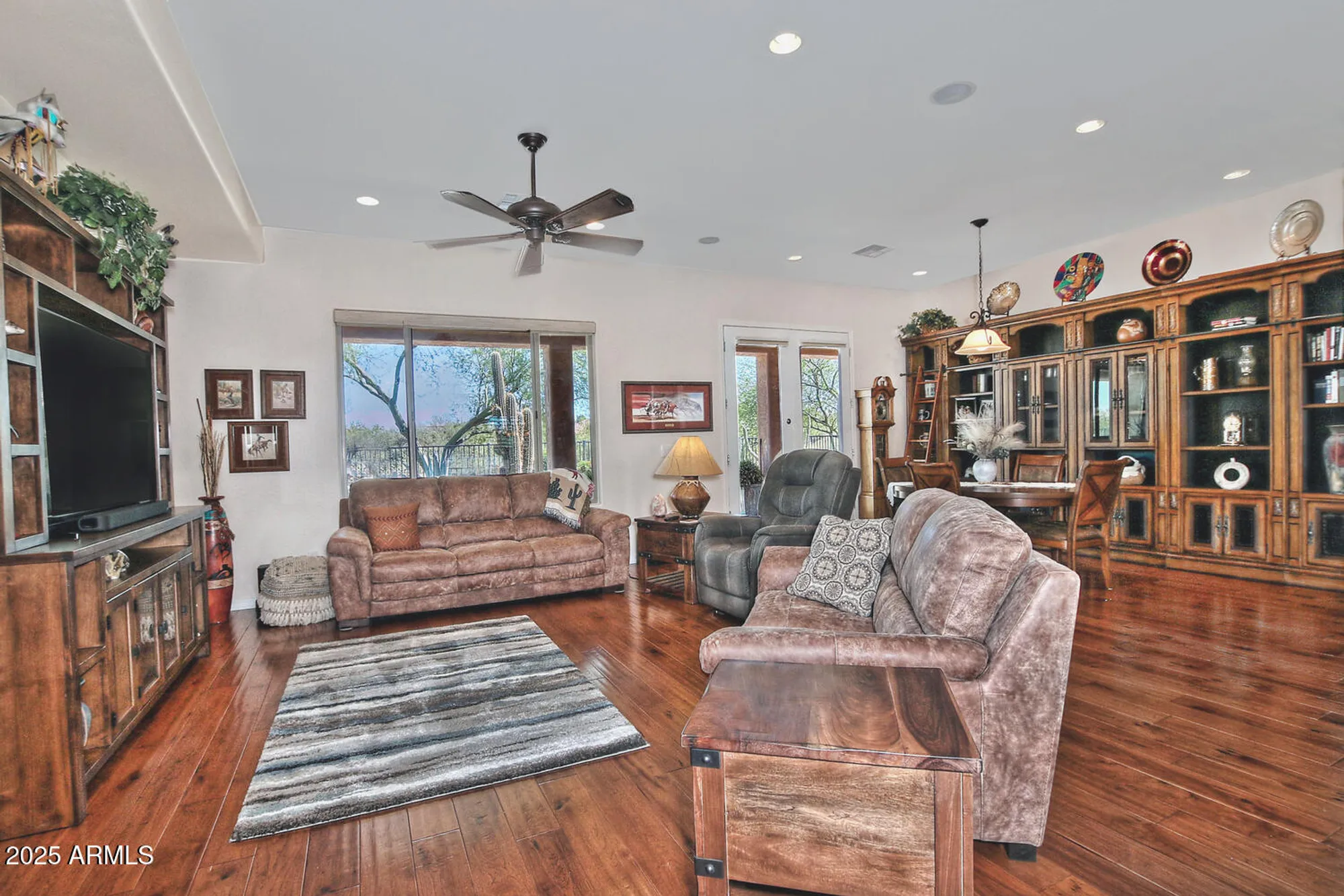 Property Slideshow image 16 of 71 | 3573 n presidential dr, Florence, AZ, 85132