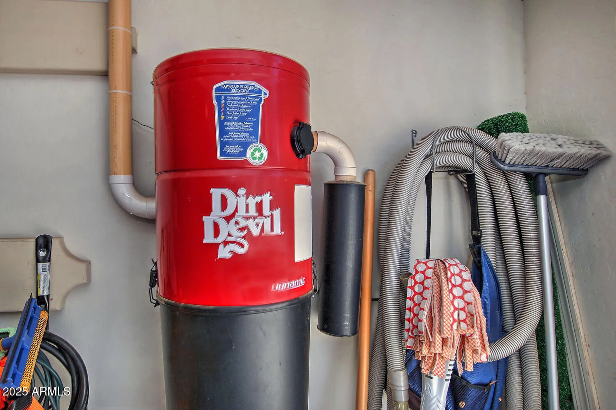 Property Slideshow image 56 of 71 | 3573 n presidential dr, Florence, AZ, 85132