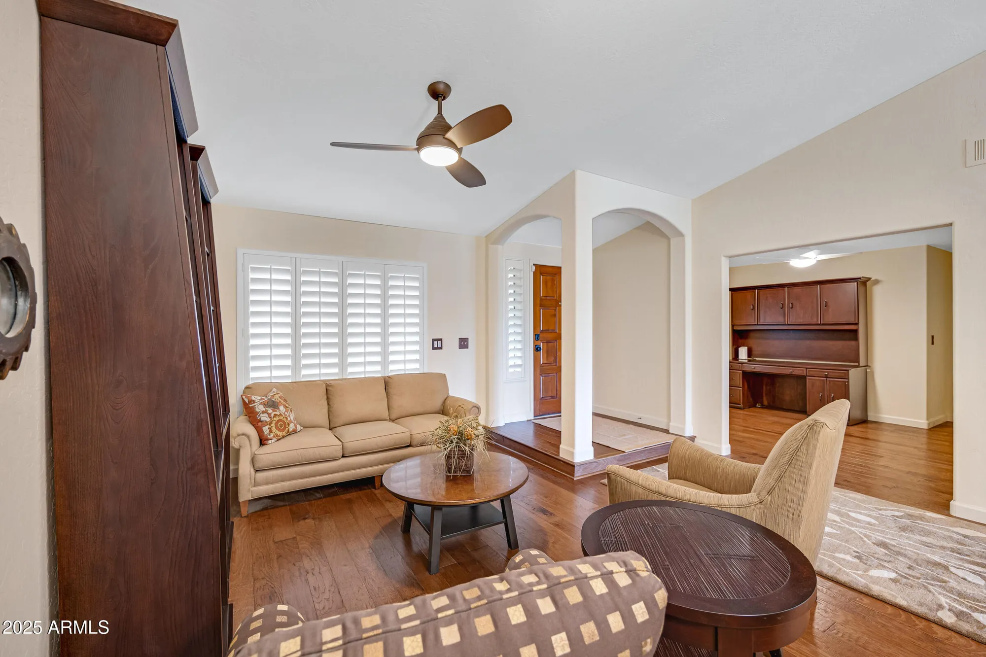 Property Slideshow image 7 of 38 | 11623 s 46th st, Phoenix, AZ, 85044