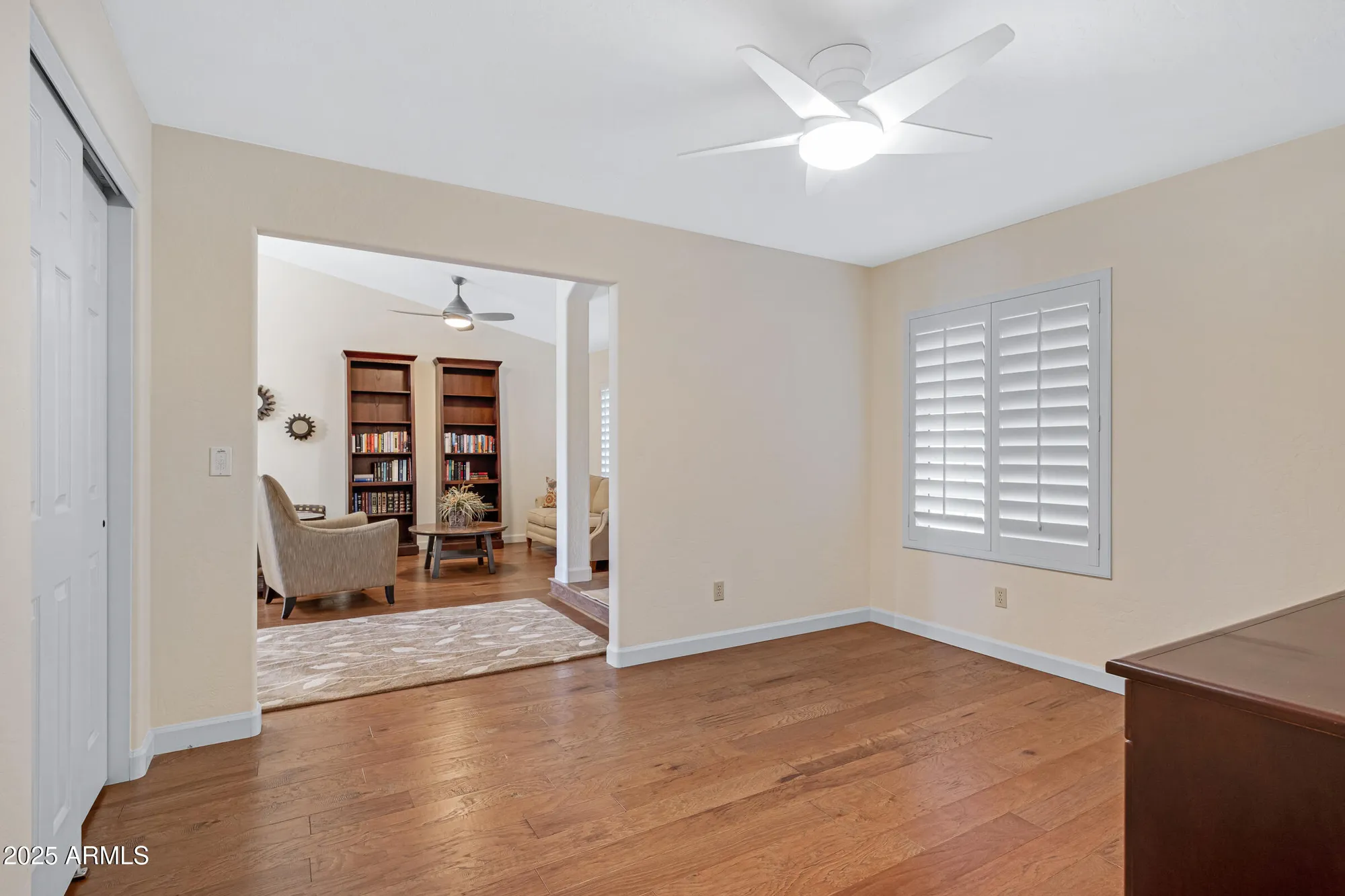 Property Slideshow image 9 of 38 | 11623 s 46th st, Phoenix, AZ, 85044