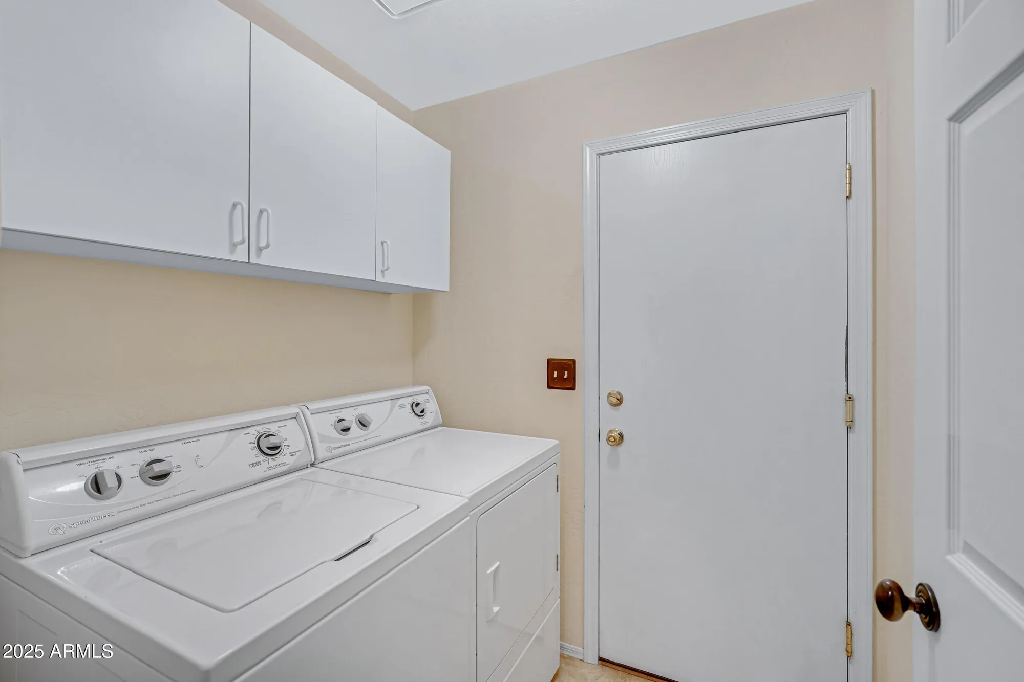 Property Slideshow image 27 of 38 | 11623 s 46th st, Phoenix, AZ, 85044