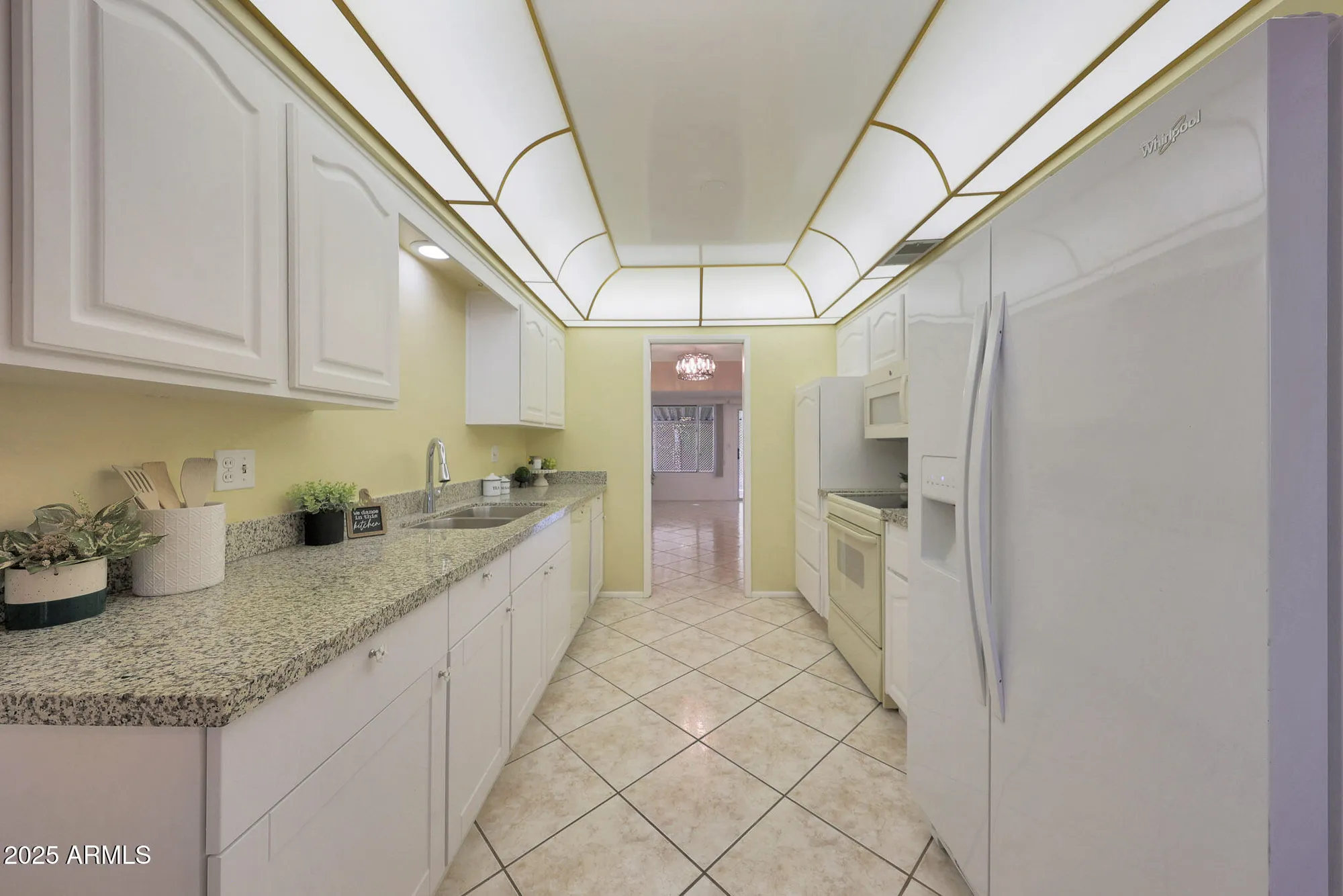 Property Slideshow image 19 of 48 | 10760 w saratoga cir, Sun City, AZ, 85351