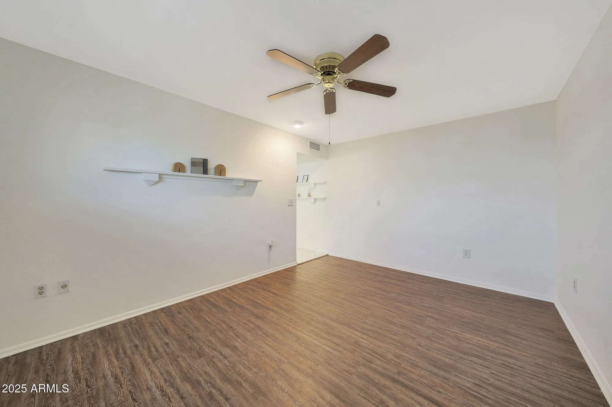 Property Slideshow image 34 of 48 | 10760 w saratoga cir, Sun City, AZ, 85351