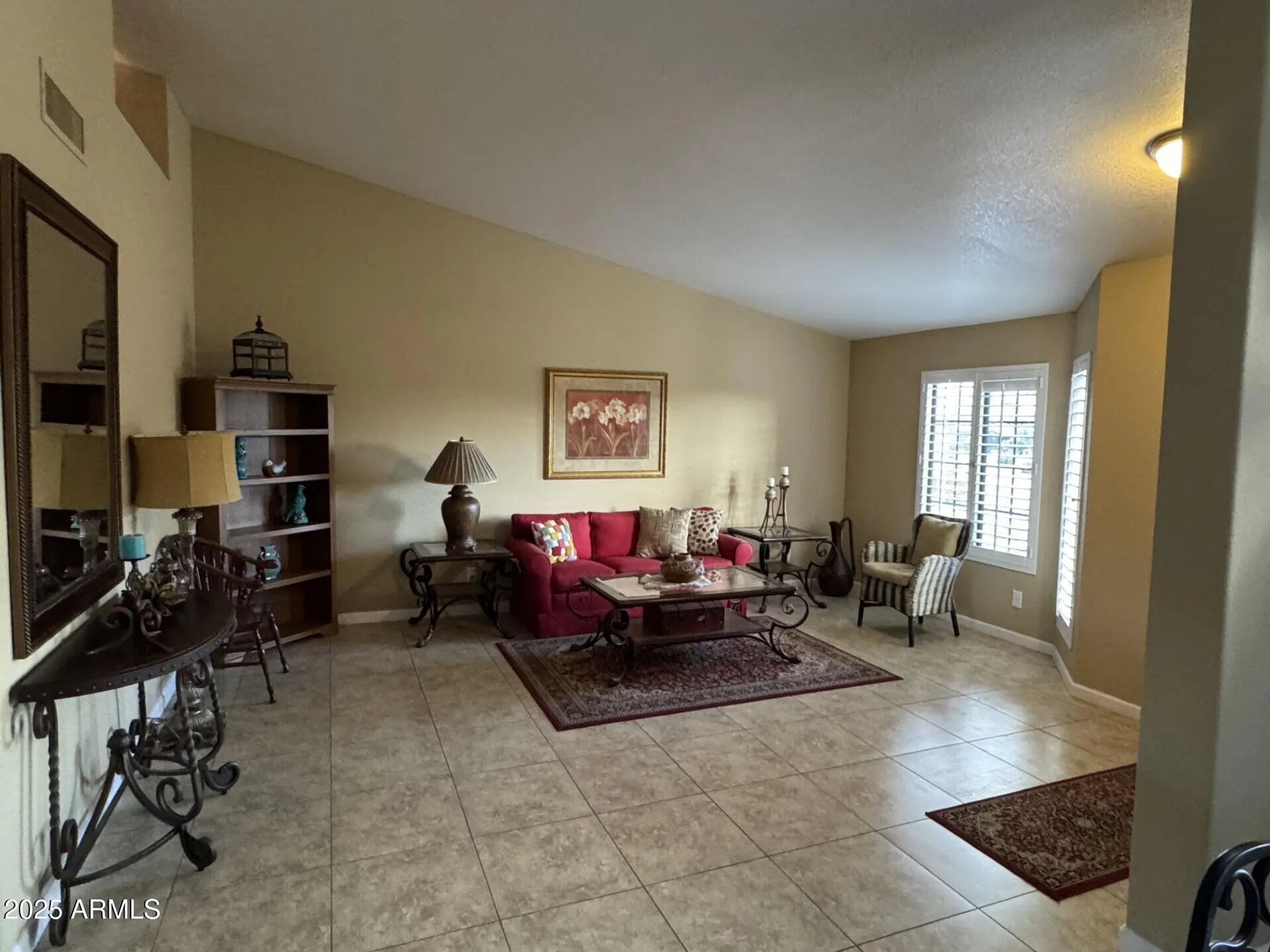 Property Slideshow image 3 of 24 | 9510 w menadota dr, Peoria, AZ, 85382