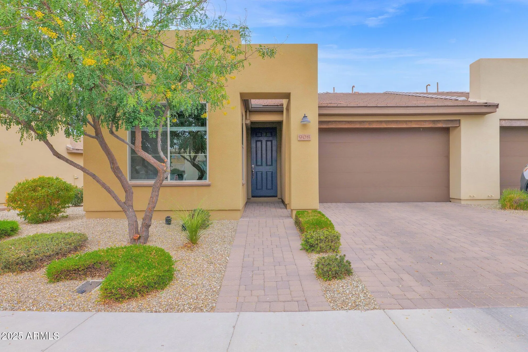 Property Slideshow image 2 of 38 | 908 e cereus pass, Queen Creek, AZ, 85140