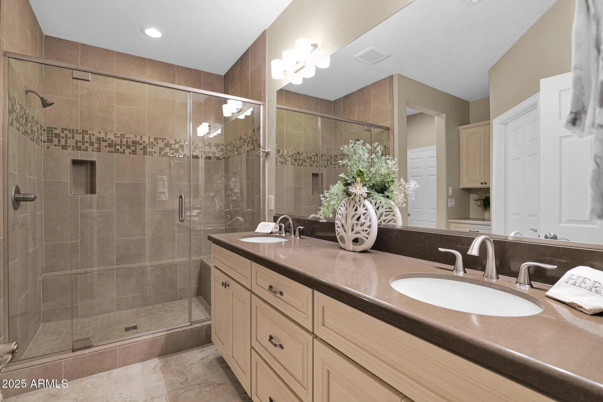 Property Slideshow image 18 of 38 | 908 e cereus pass, Queen Creek, AZ, 85140