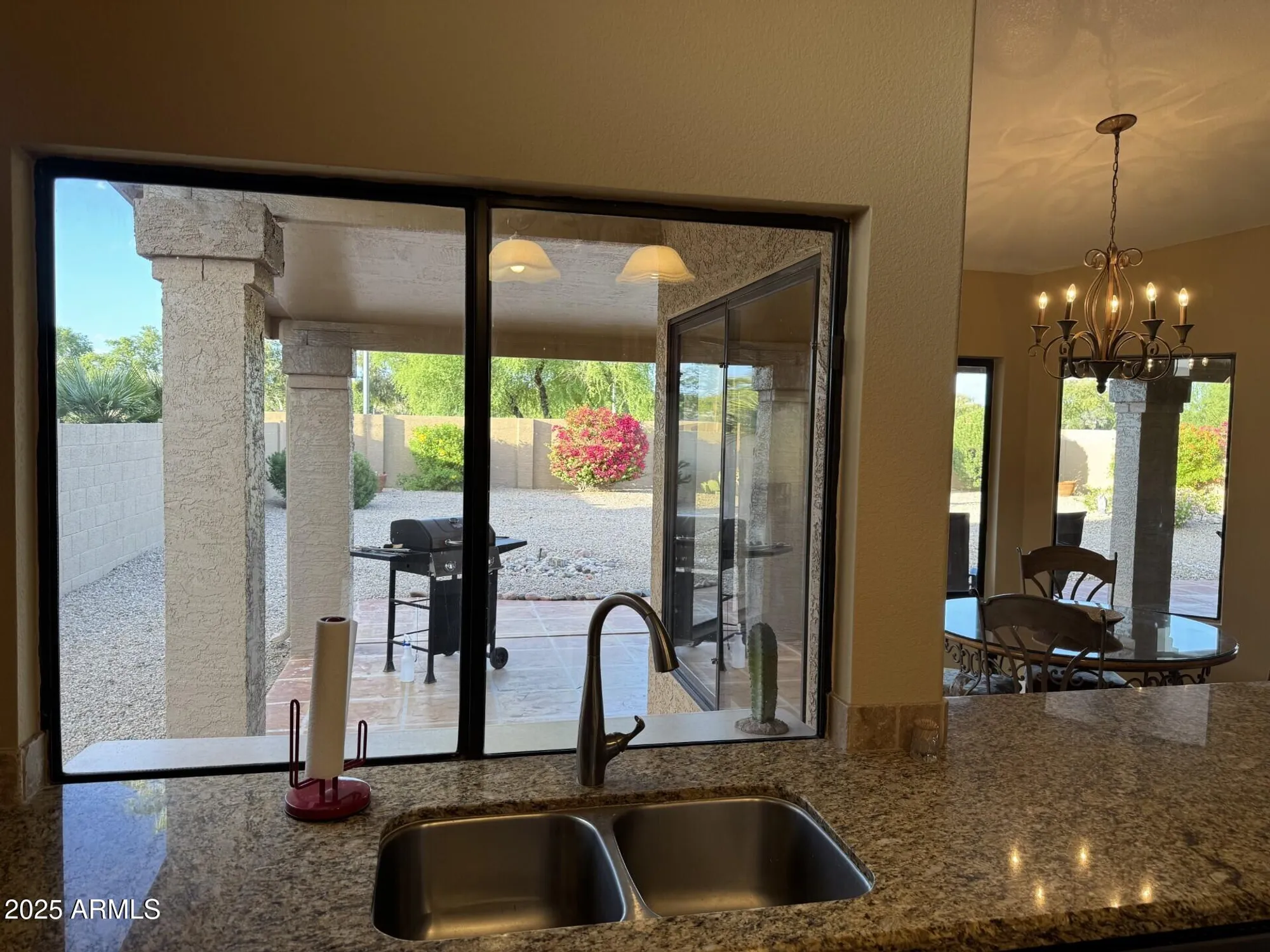 Property Slideshow image 18 of 24 | 9510 w menadota dr, Peoria, AZ, 85382