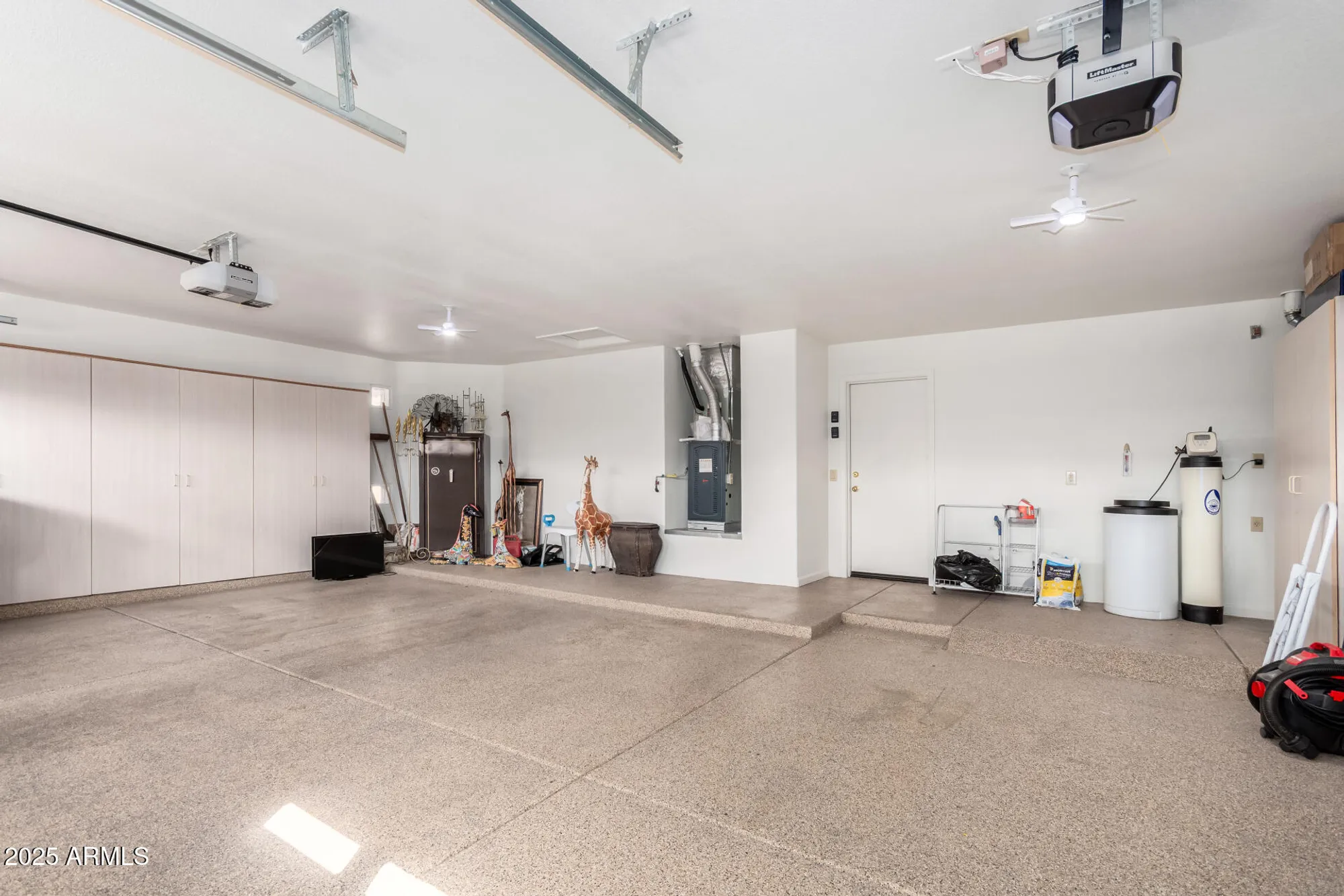 Property Slideshow image 31 of 56 | 24211 s stoney lake dr, Sun Lakes, AZ, 85248