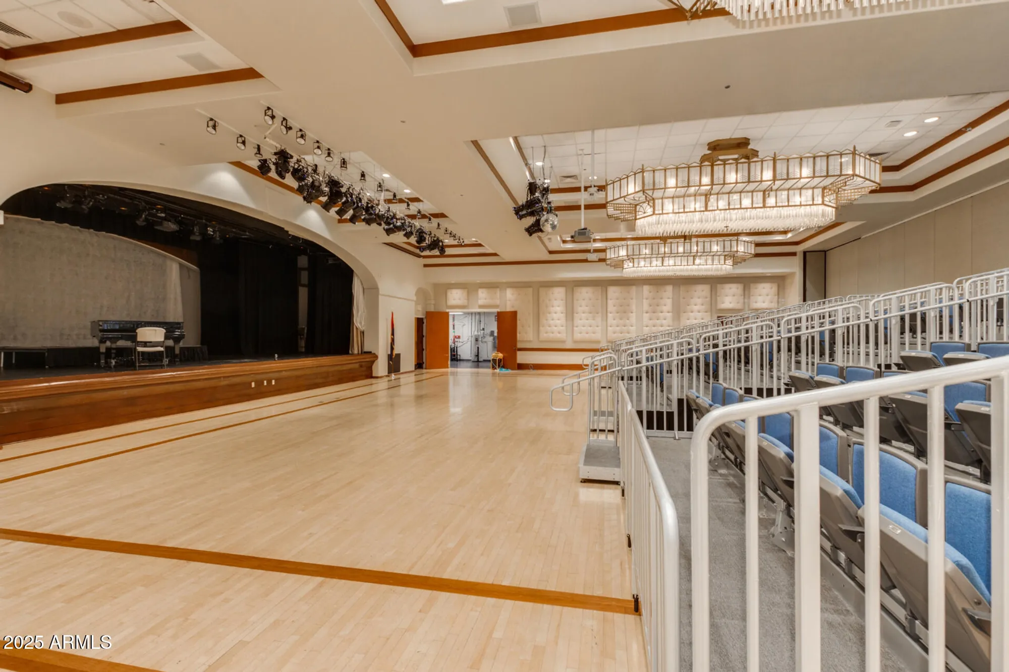 Property Slideshow image 42 of 51 | 20442 n palm canyon dr, Surprise, AZ, 85374