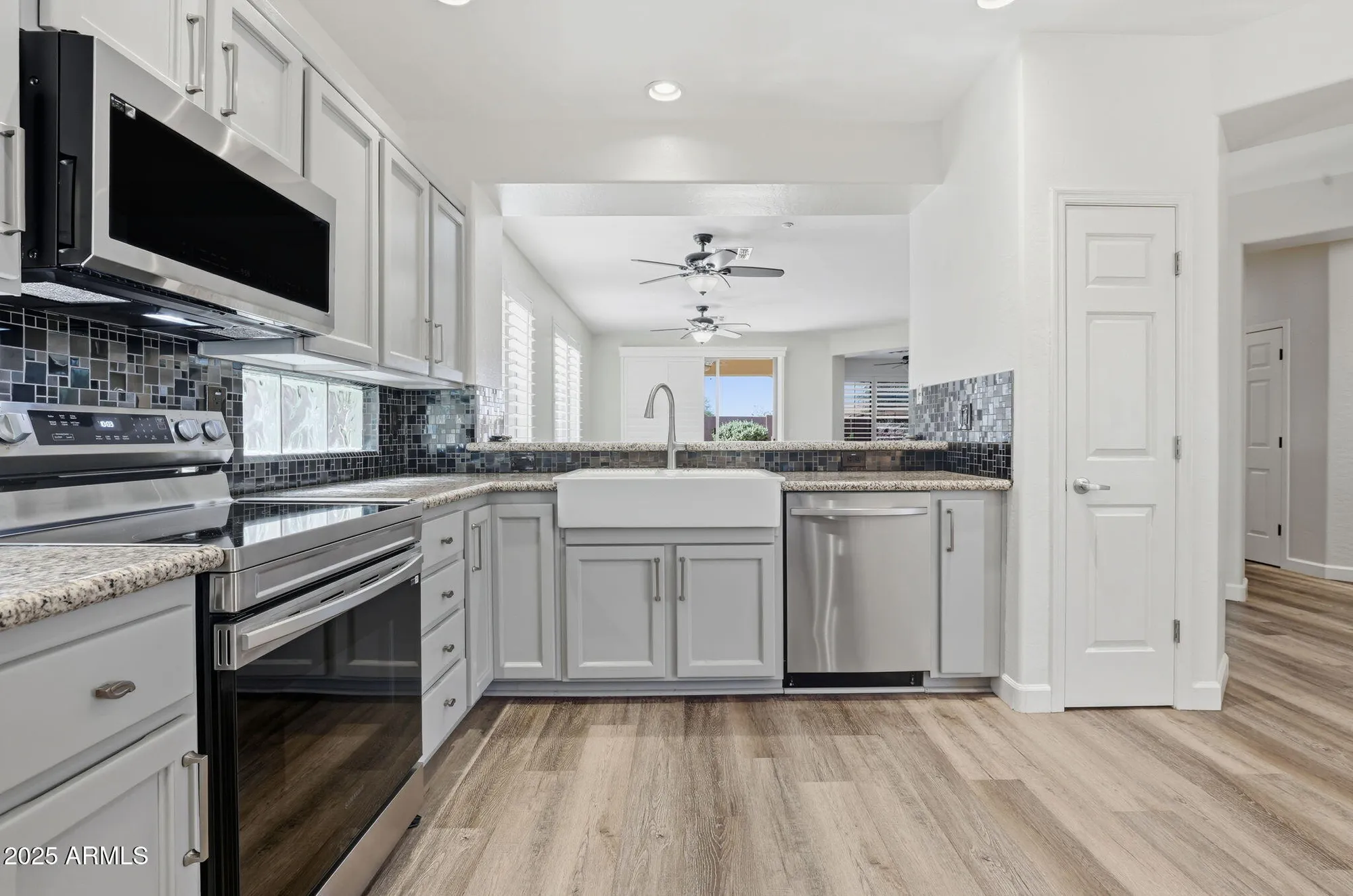 Property Slideshow image 7 of 23 | 41428 n fairgreen way, Anthem, AZ, 85086