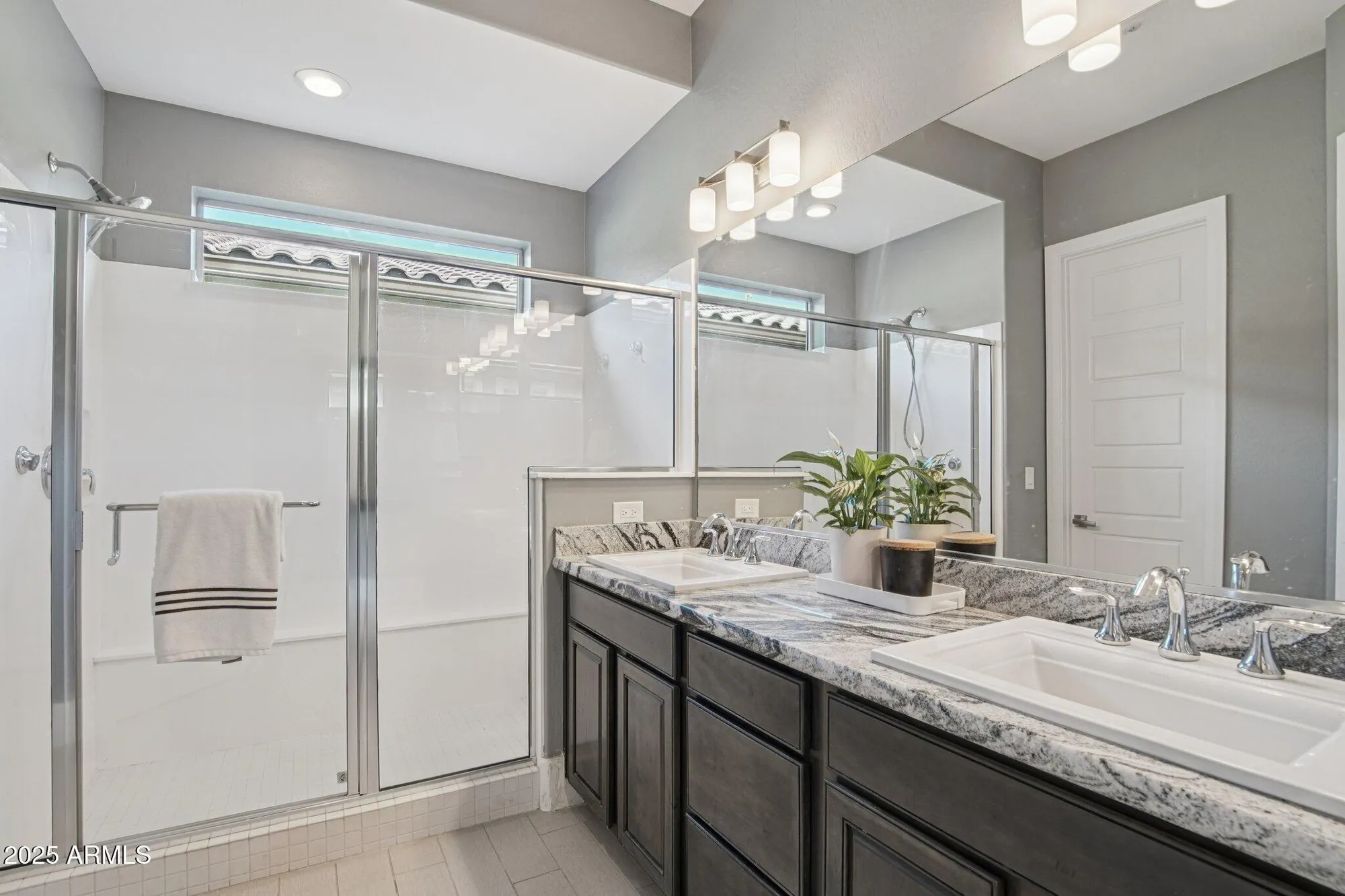 Property Slideshow image 19 of 34 | 13453 w evergreen ter, Peoria, AZ, 85383