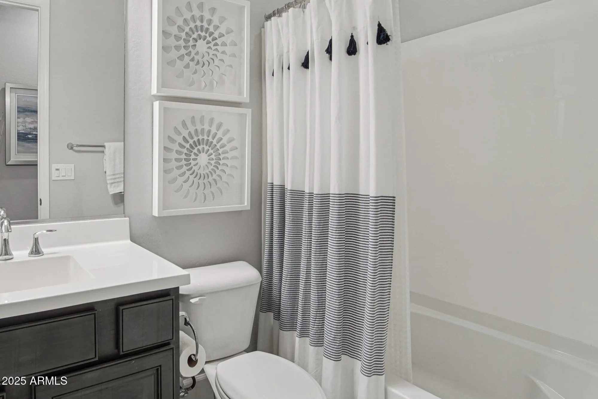 Property Slideshow image 16 of 34 | 13453 w evergreen ter, Peoria, AZ, 85383