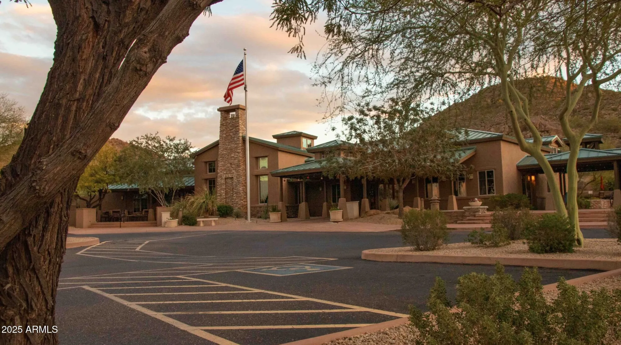 Property Slideshow image 23 of 27 | 676 w twin peaks pkwy, San Tan Valley, AZ, 85143