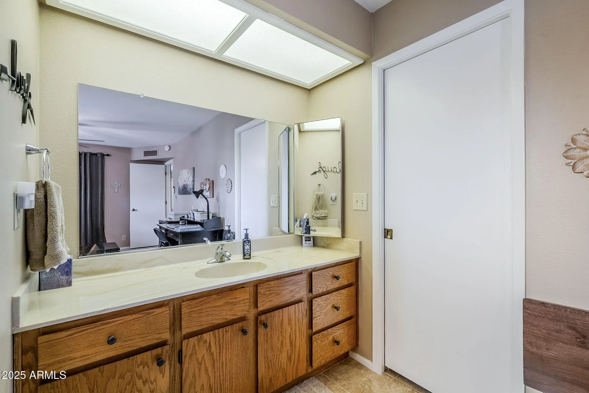 Property Slideshow image 23 of 37 | 2159 s periwinkle, Mesa, AZ, 85209