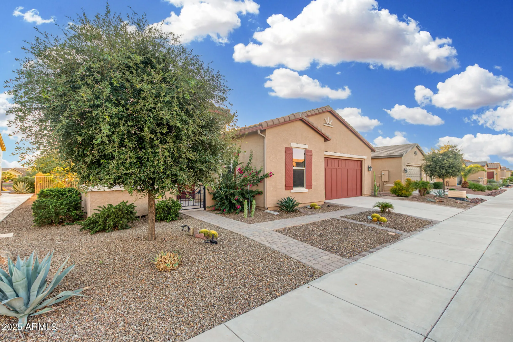 Property Slideshow image 17 of 48 | 41801 w springtime rd, Maricopa, AZ, 85138