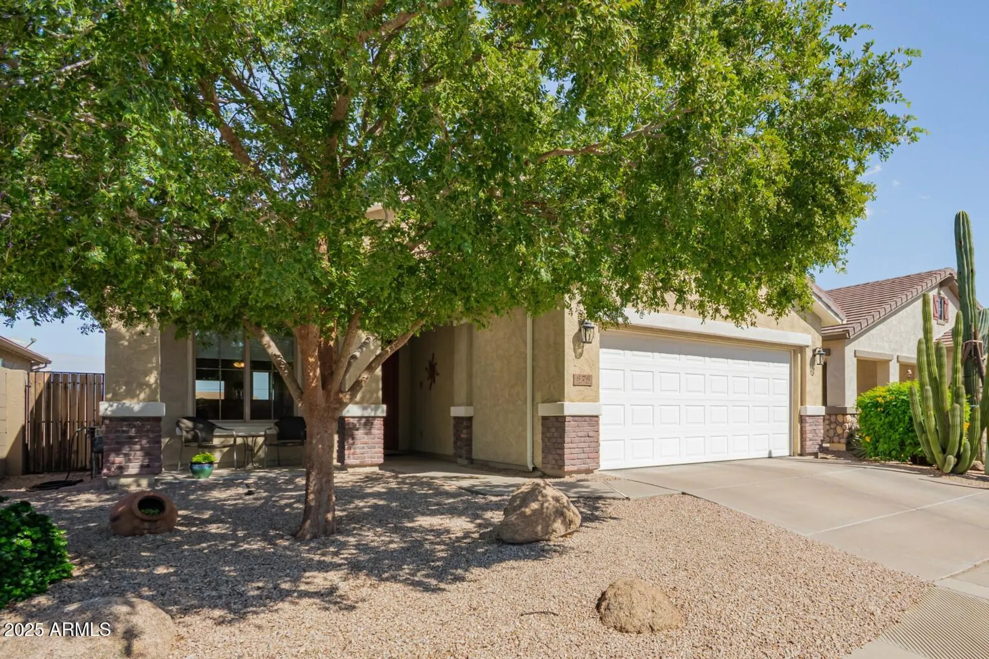 Property Slideshow image 2 of 27 | 676 w twin peaks pkwy, San Tan Valley, AZ, 85143
