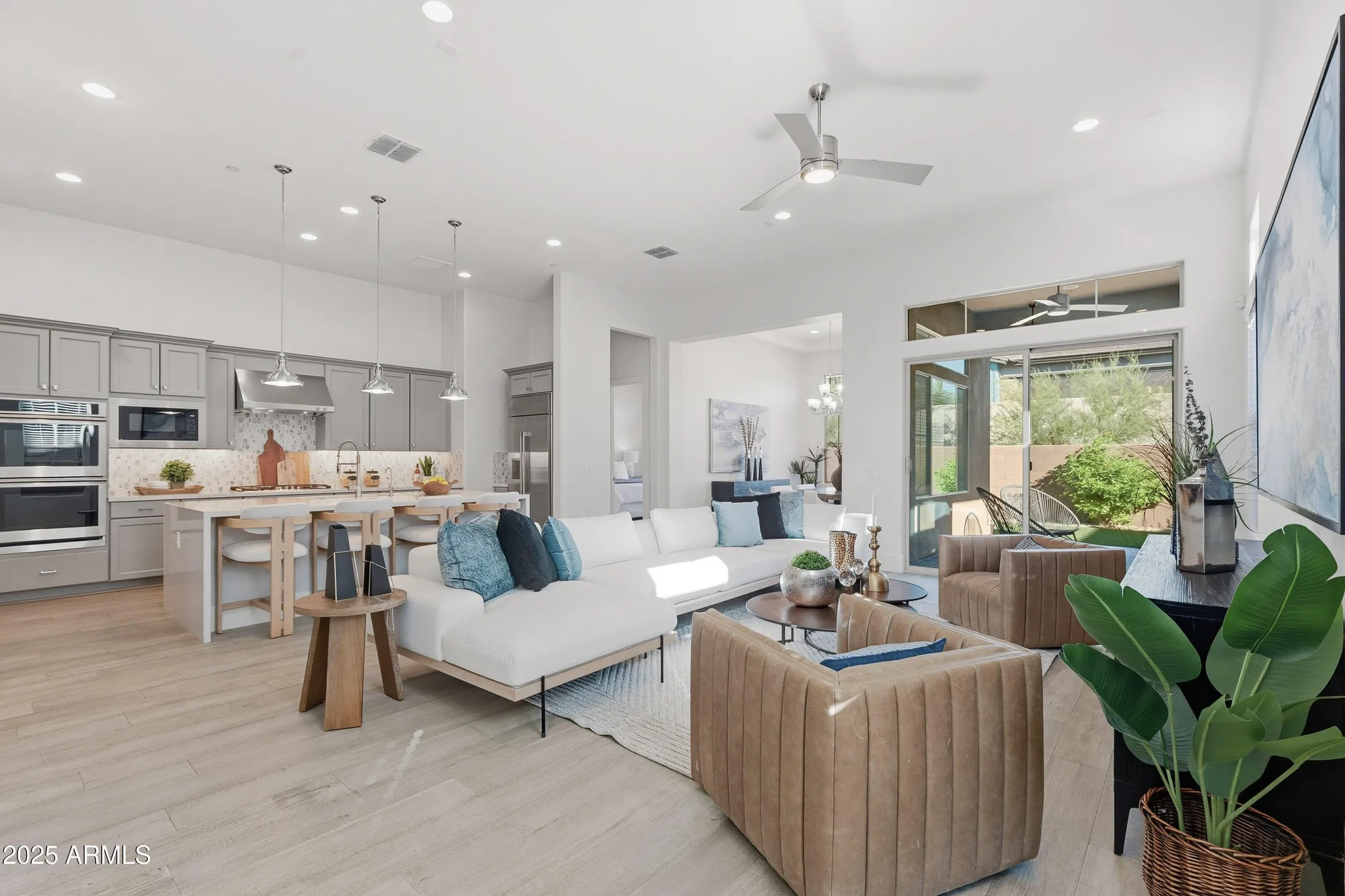 Property Slideshow image 7 of 51 | 7256 e calle primera vis, Scottsdale, AZ, 85266