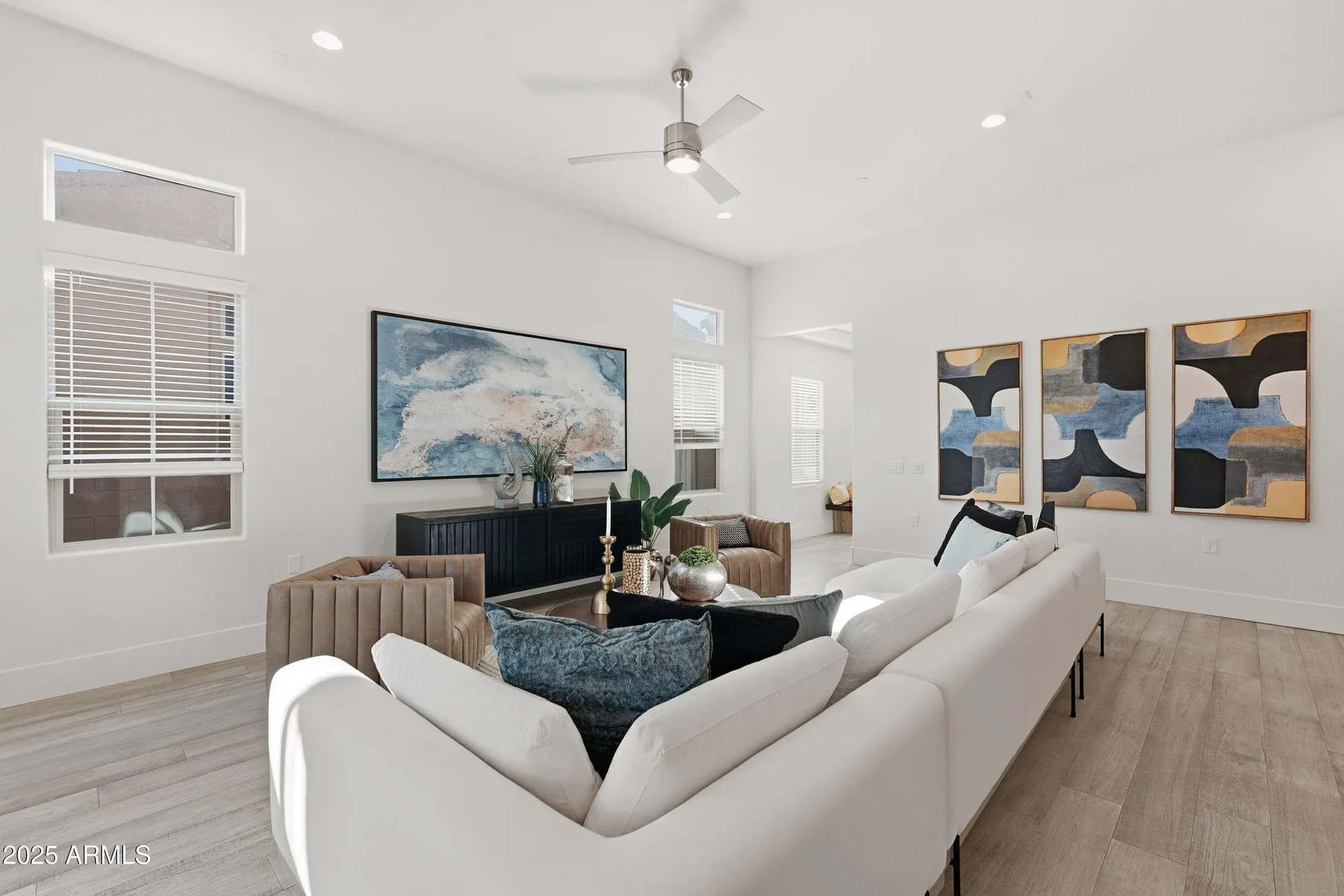 Property Slideshow image 9 of 51 | 7256 e calle primera vis, Scottsdale, AZ, 85266