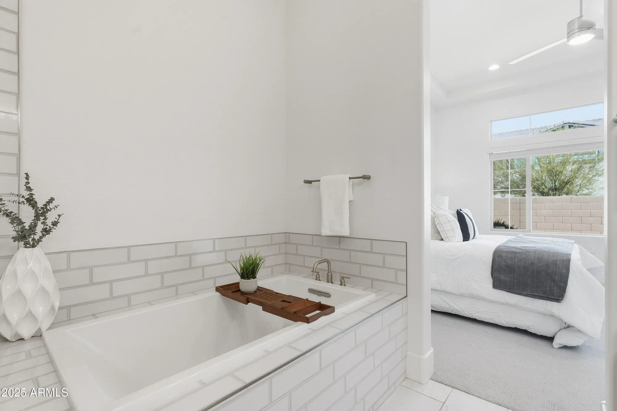 Property Slideshow image 27 of 51 | 7256 e calle primera vis, Scottsdale, AZ, 85266