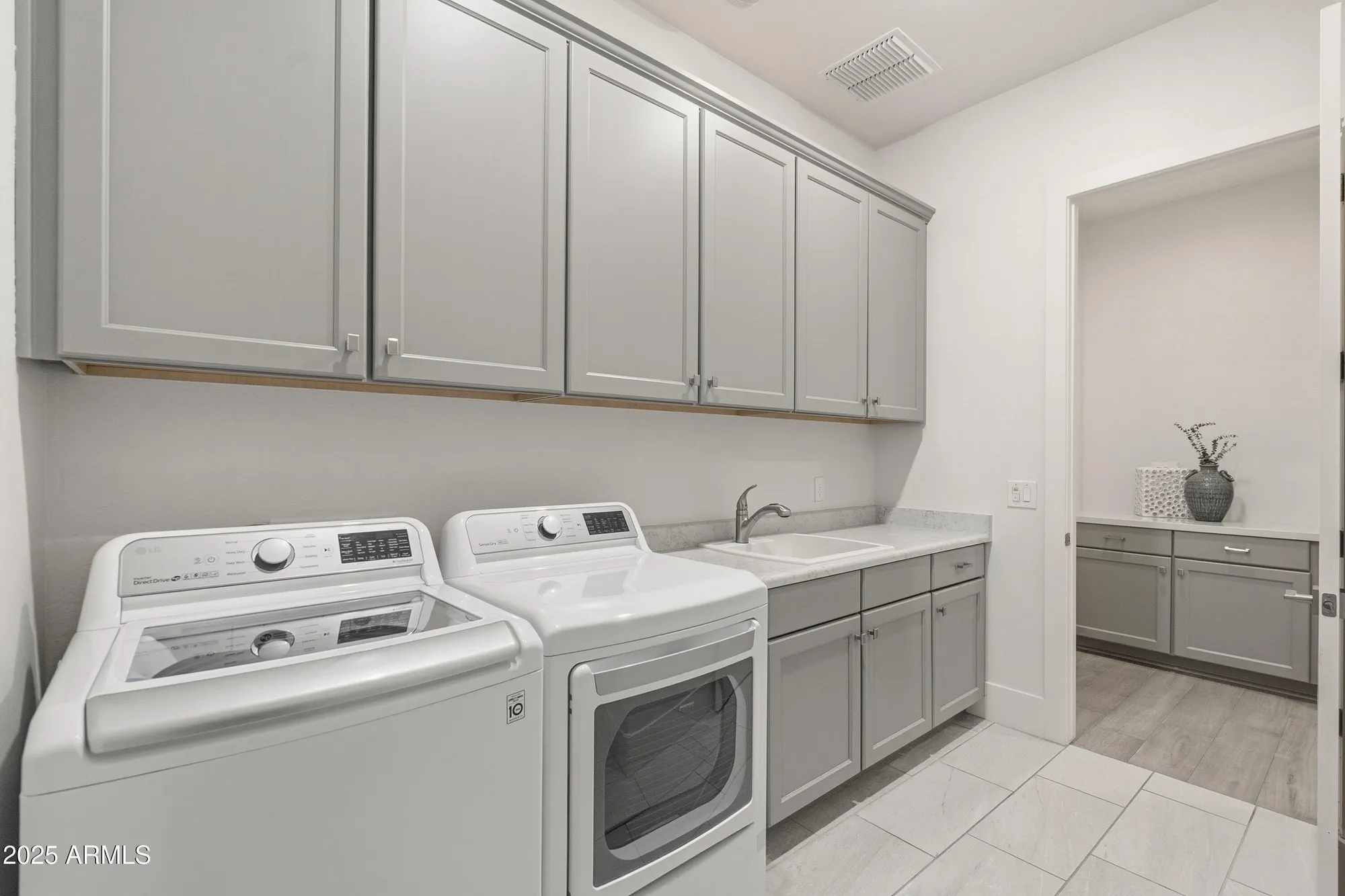 Property Slideshow image 34 of 51 | 7256 e calle primera vis, Scottsdale, AZ, 85266