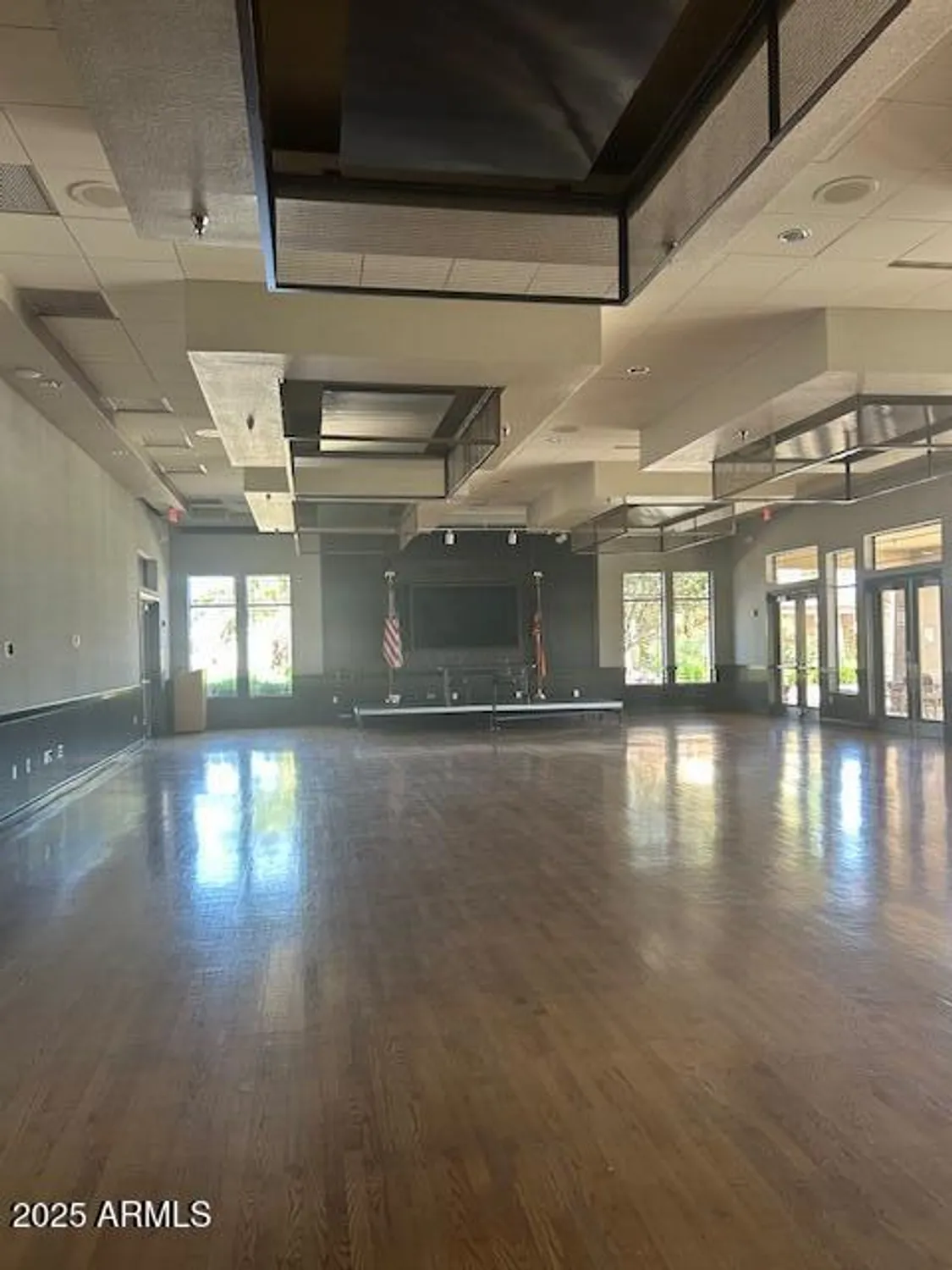 Property Slideshow image 40 of 48 | 1362 e cherry hills dr, Chandler, AZ, 85249