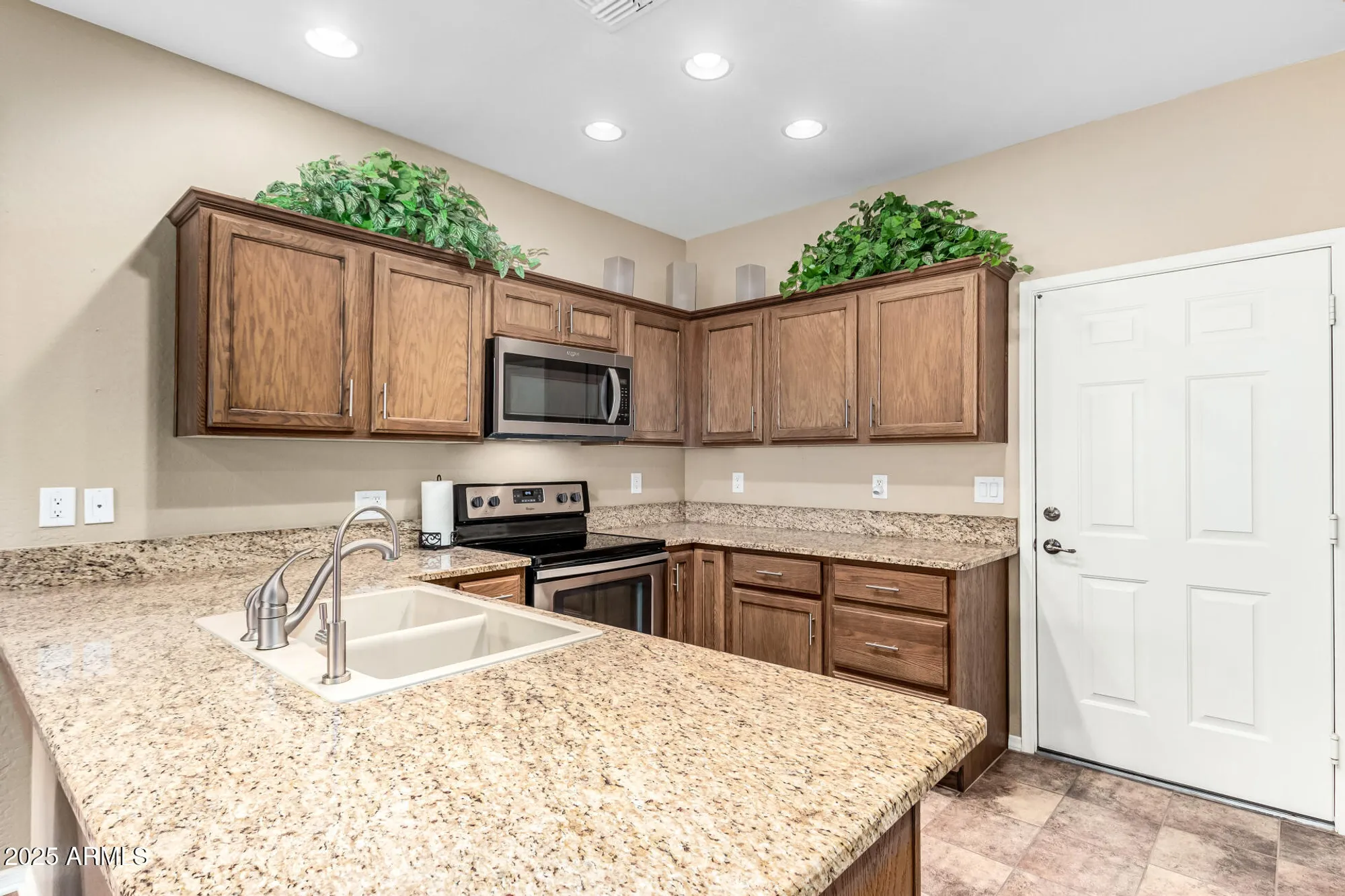 Property Slideshow image 12 of 27 | 10960 e monte ave 257, Mesa, AZ, 85209