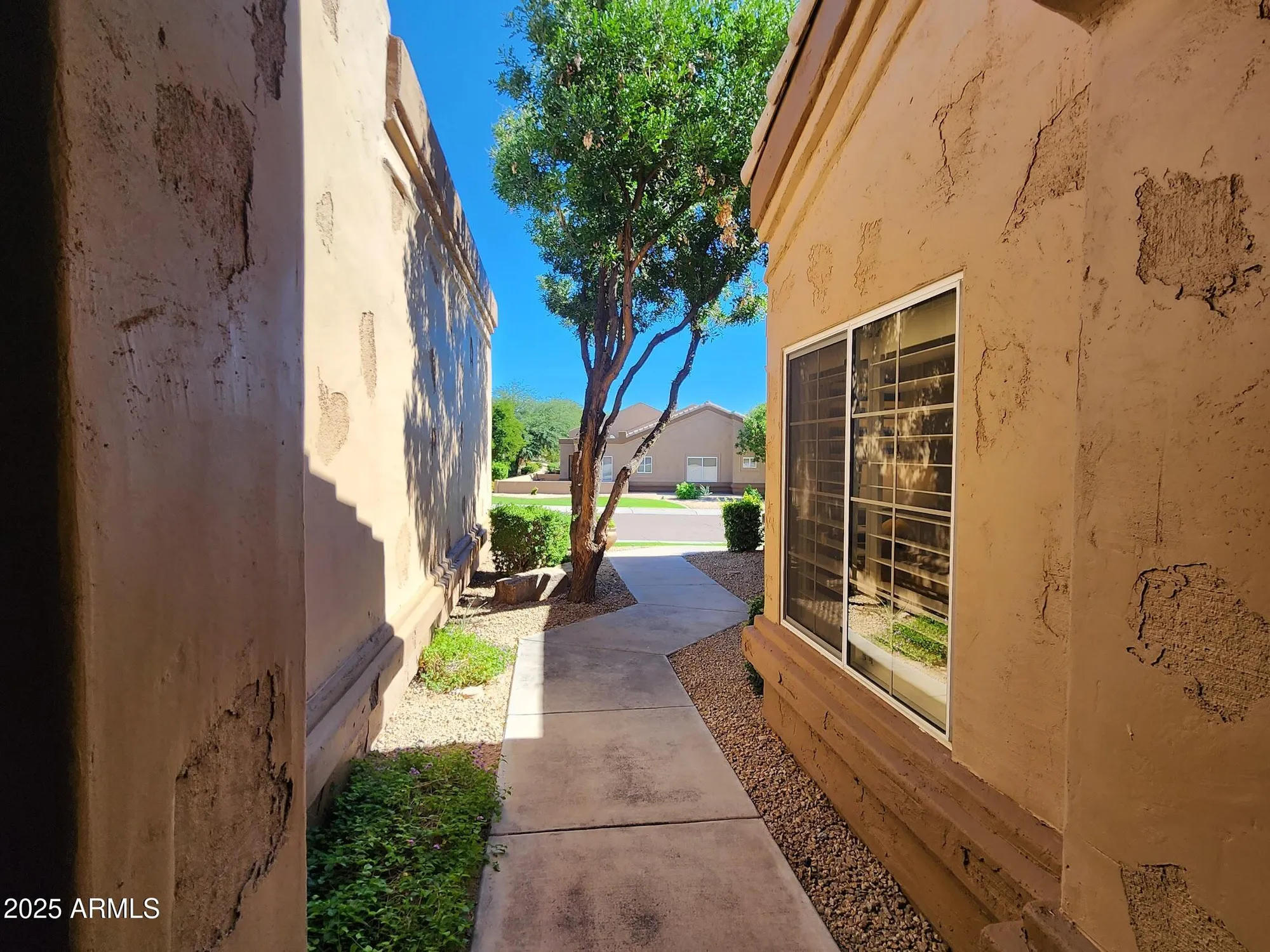Property Slideshow image 6 of 37 | 19812 n 90th dr, Peoria, AZ, 85382