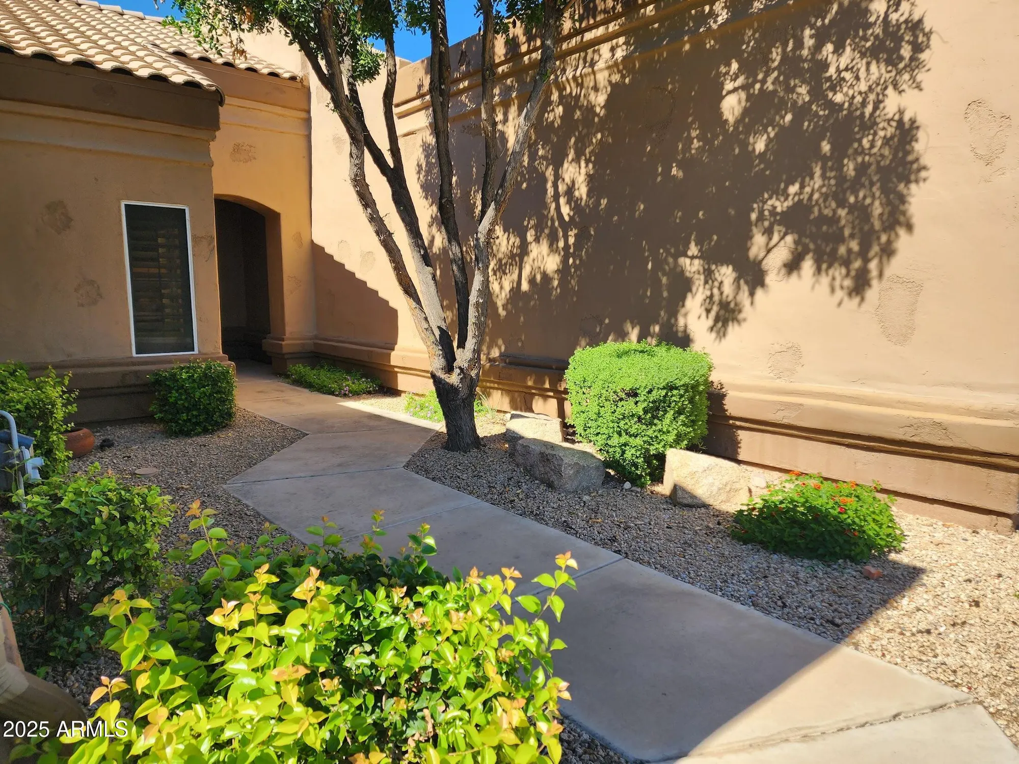 Property Slideshow image 3 of 37 | 19812 n 90th dr, Peoria, AZ, 85382